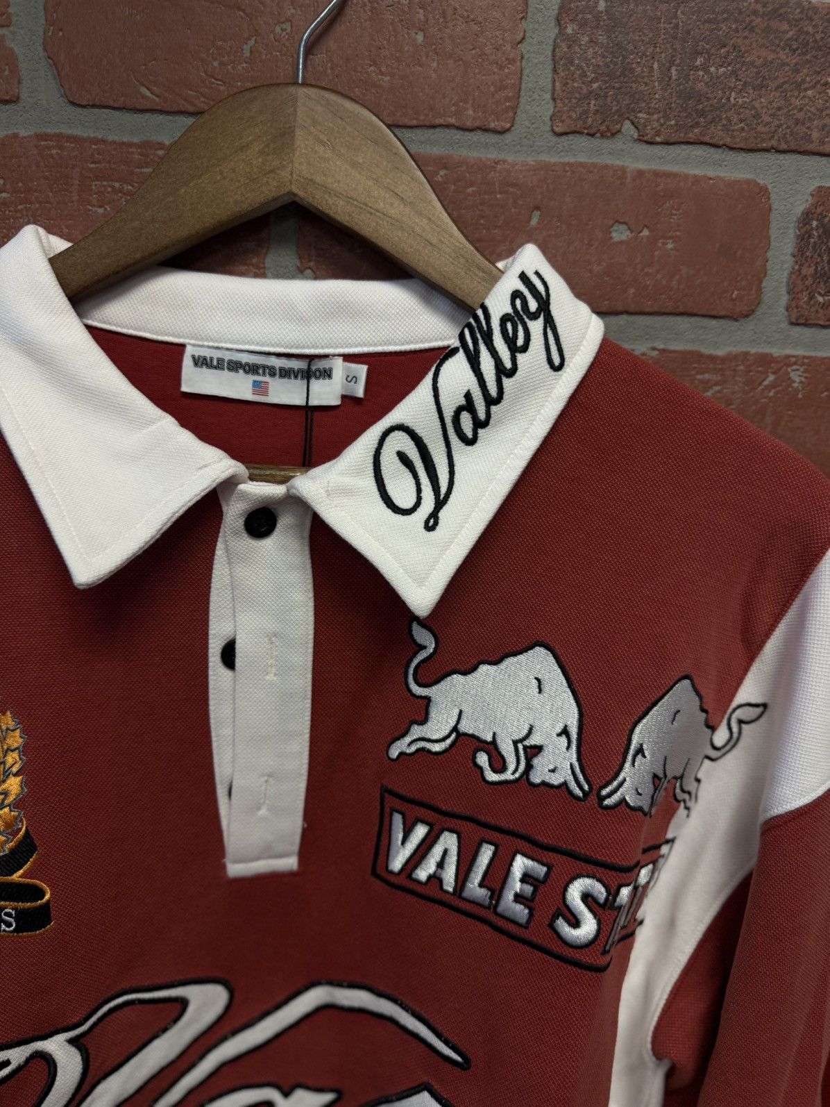 Vale Valley Olympic Rugby Long Sleeve Shirt Size Small (NEW) Size US S / EU 44-46 / 1 - 9 Thumbnail