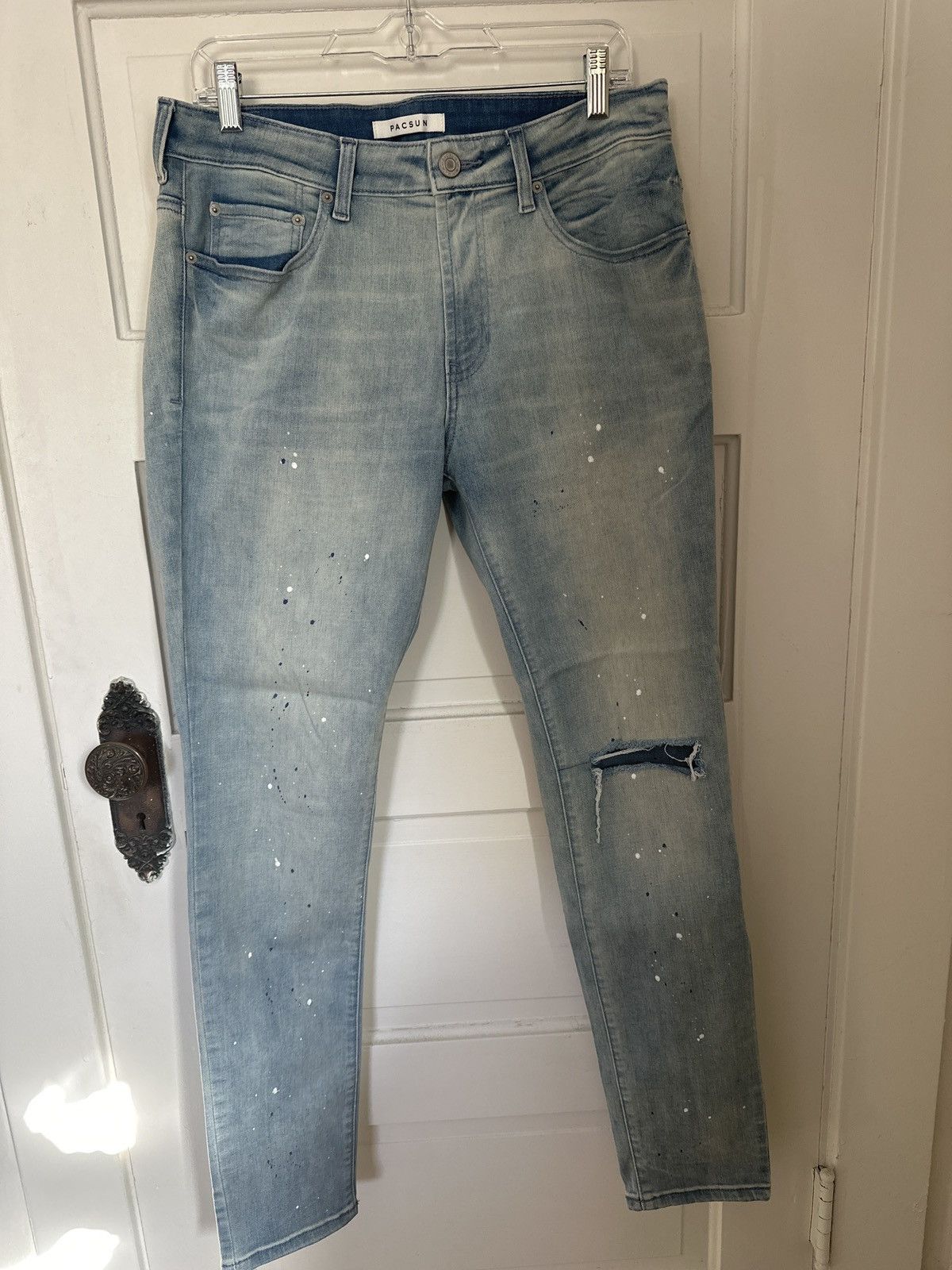 Pacsun Skinny ripped paint splattered denim Size US 32 / EU 48 - 1 Thumbnail