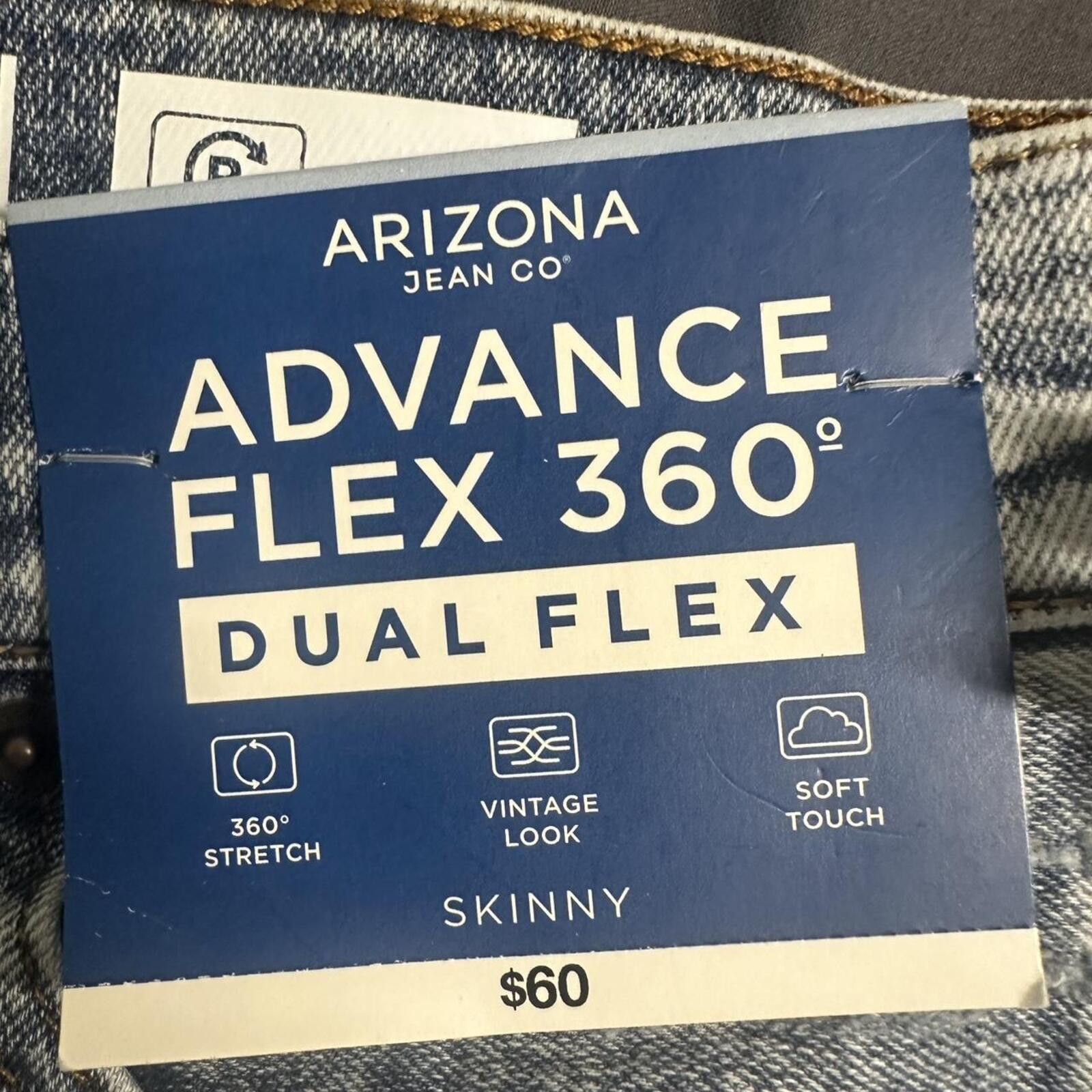 Arizona Jean Co. Light-washed denim jeans Size US 30 / EU 46 - 3 Thumbnail