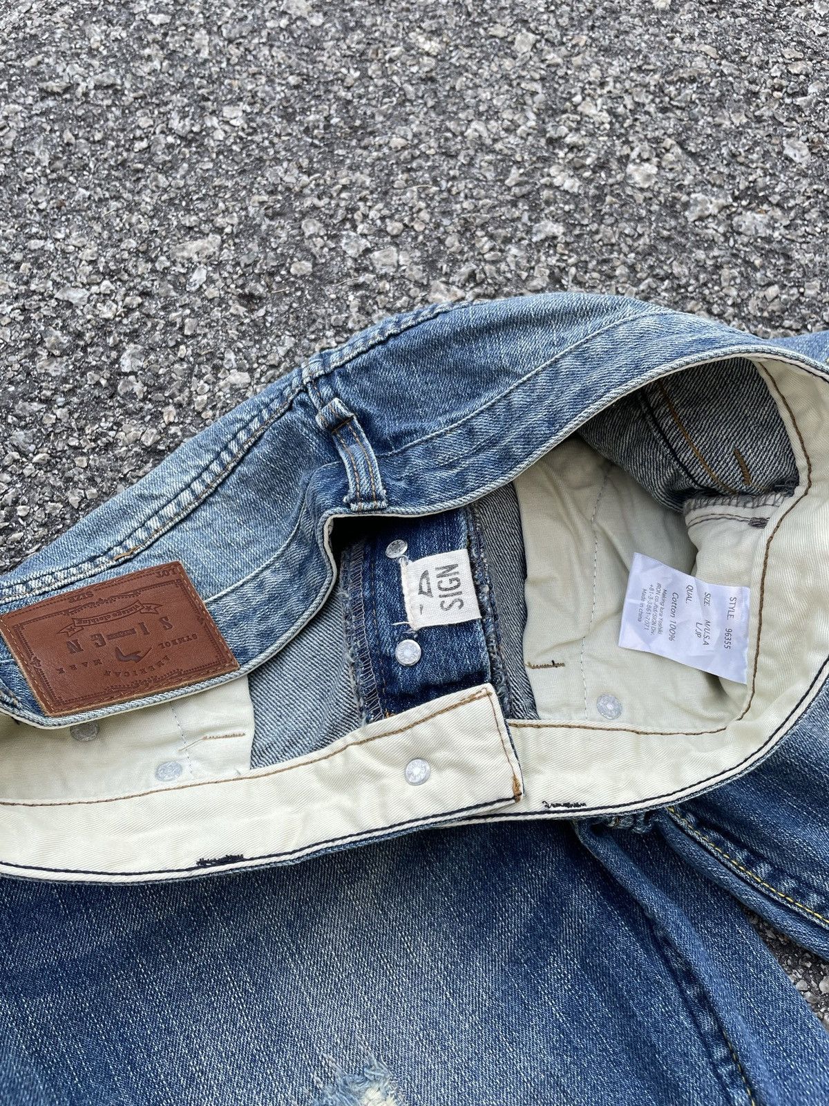 Japanese Brand Japanese Brand Distressed Punk Style Denim Size US 31 - 5 Thumbnail