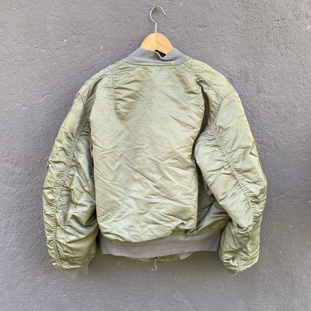 Alpha Industries Thrashed Vintage 70s Alpha Bomber Jacket ERD GRUNGE OG GRAIL Size US L / EU 52-54 / 3 - 2 Thumbnail