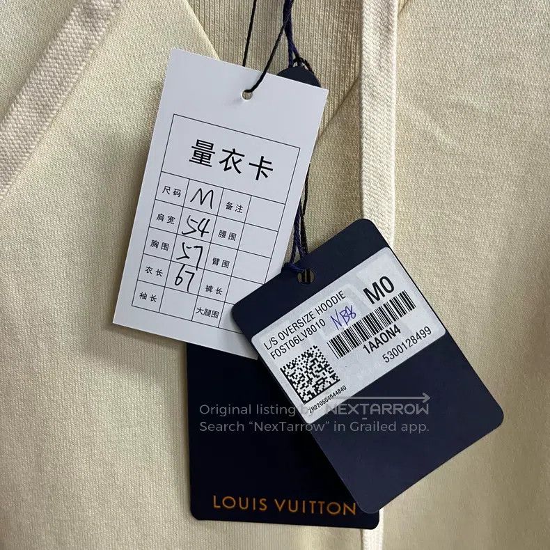 Louis Vuitton Louis Vuitton Beige Letter Logo Labeled Hooded Long Sleeve Size US M / EU 48-50 / 2 - 3 Thumbnail
