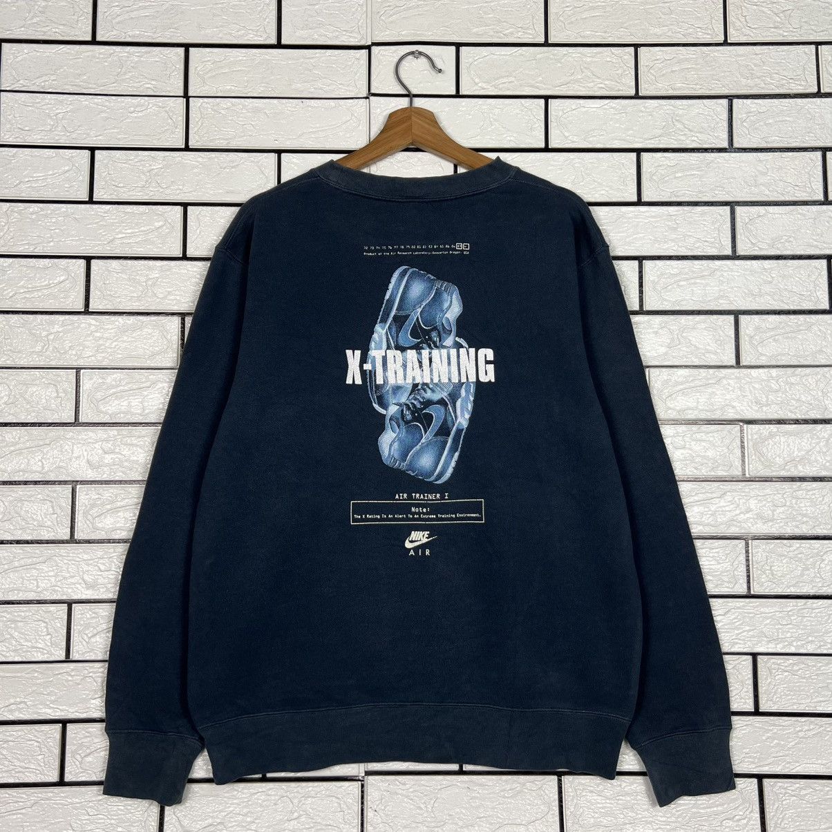 Nike NIKE X-Training Air Trainer 1 Big Logo Sweatshirt #4228-C193 Size US L / EU 52-54 / 3 - 1 Thumbnail