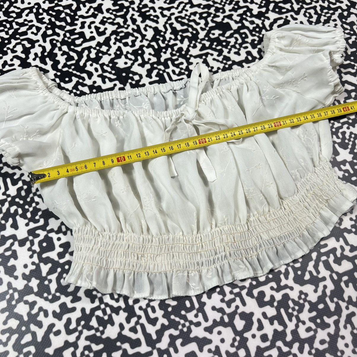 Japanese Brand Vintage Y2K Japanese Floral Flower Print Retro Sexy T-shirt Size L / US 10 / IT 46 - 15 Thumbnail