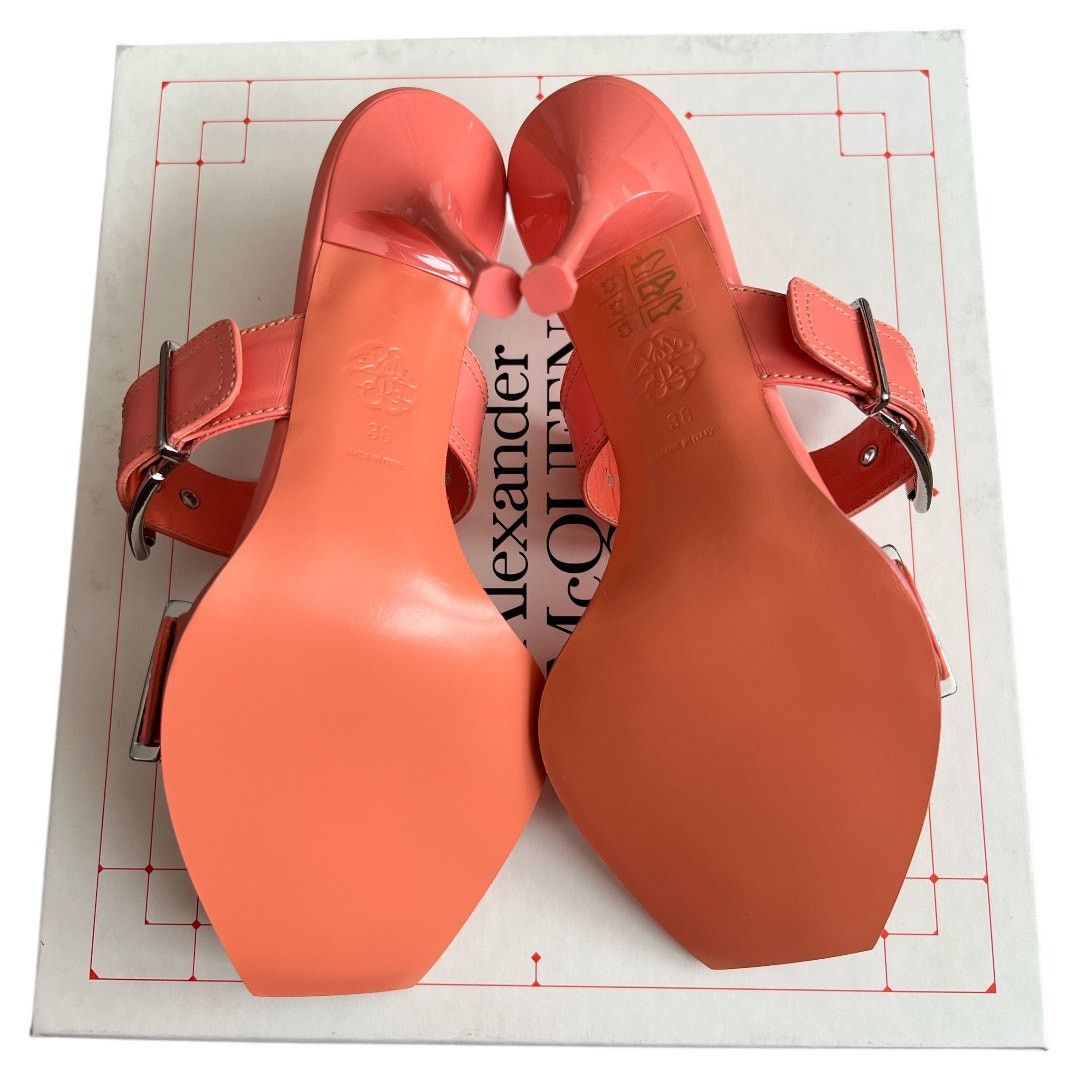 Alexander McQueen Alexander McQueen Apricot Buckle Mule Sandals, IT38/US8 Size US 8 / IT 38 - 11 Thumbnail