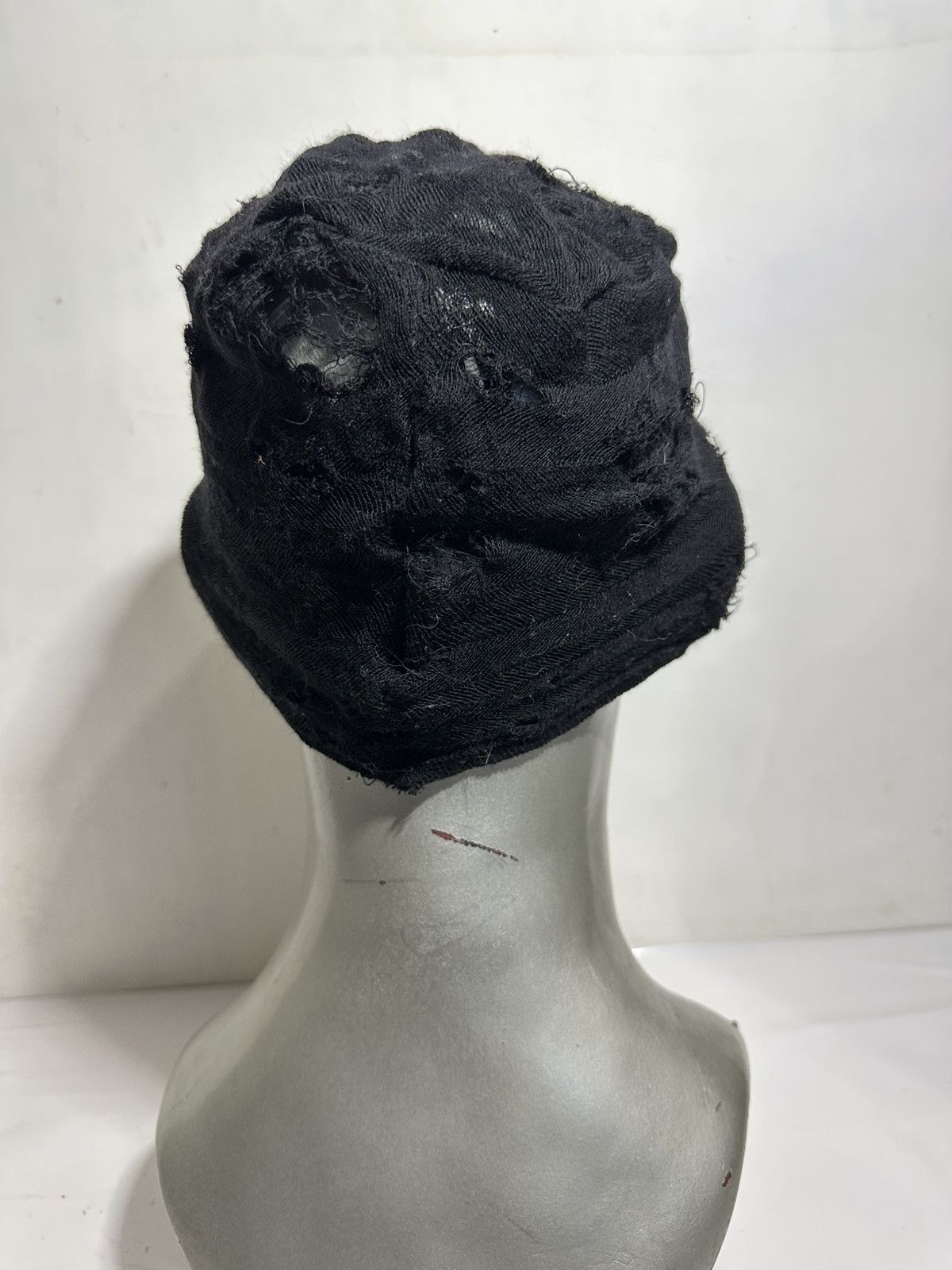 Japanese Brand Vingt Et Un Tokyo Distressed Beanie hats Size ONE SIZE - 5 Thumbnail
