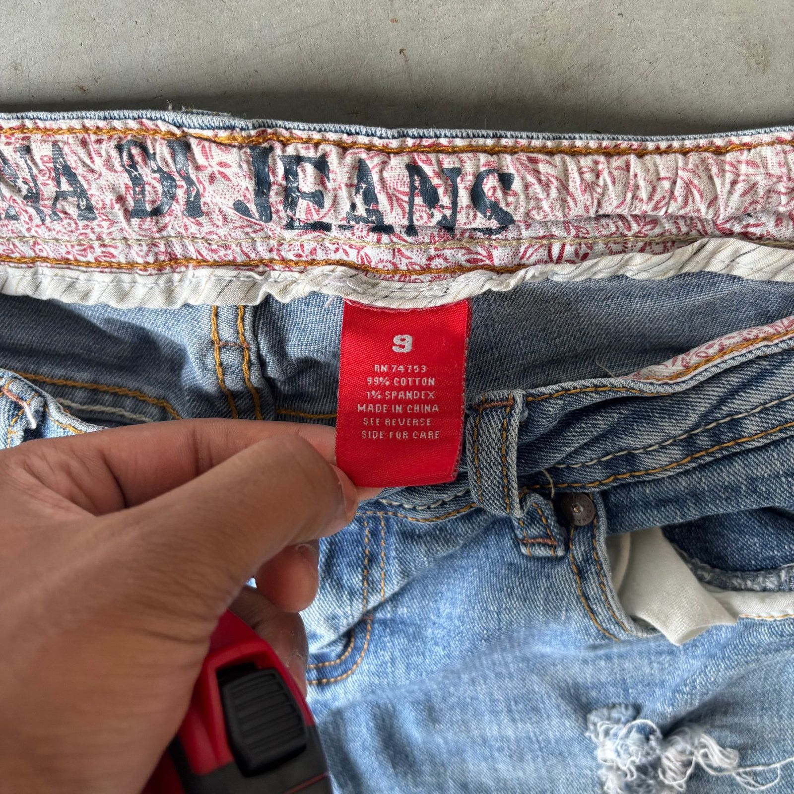 Vintage vintage faded distressed bootcut flared jeans Size US 28 / EU 44 - 6 Thumbnail