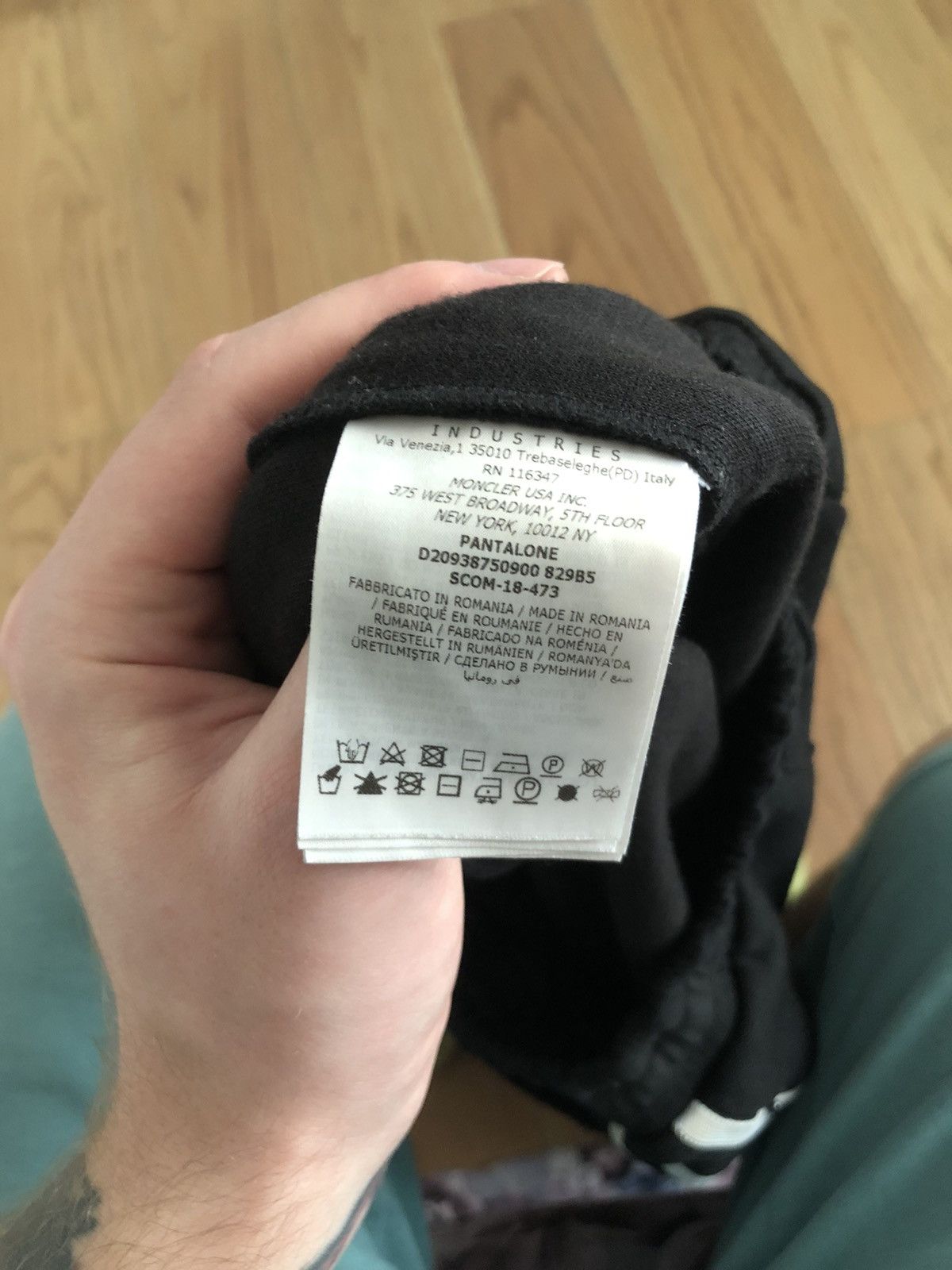 Moncler Moncler Track Pants Size US 30 / EU 46 - 11 Thumbnail