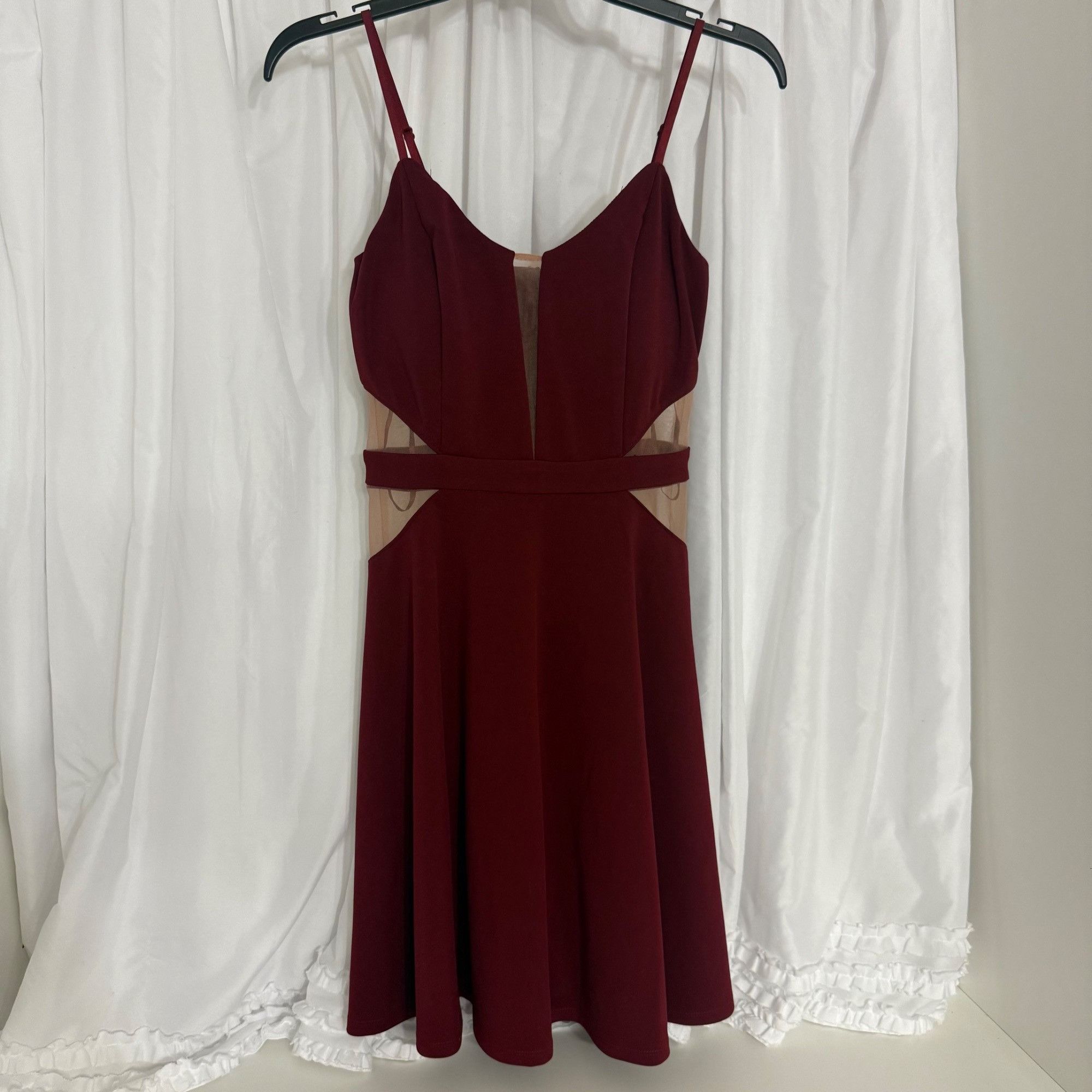Other Mystic Burgundy Fit & Flare Dress Sheer Cutouts Adjustable S Size S / US 4 / IT 40 - 2 Thumbnail