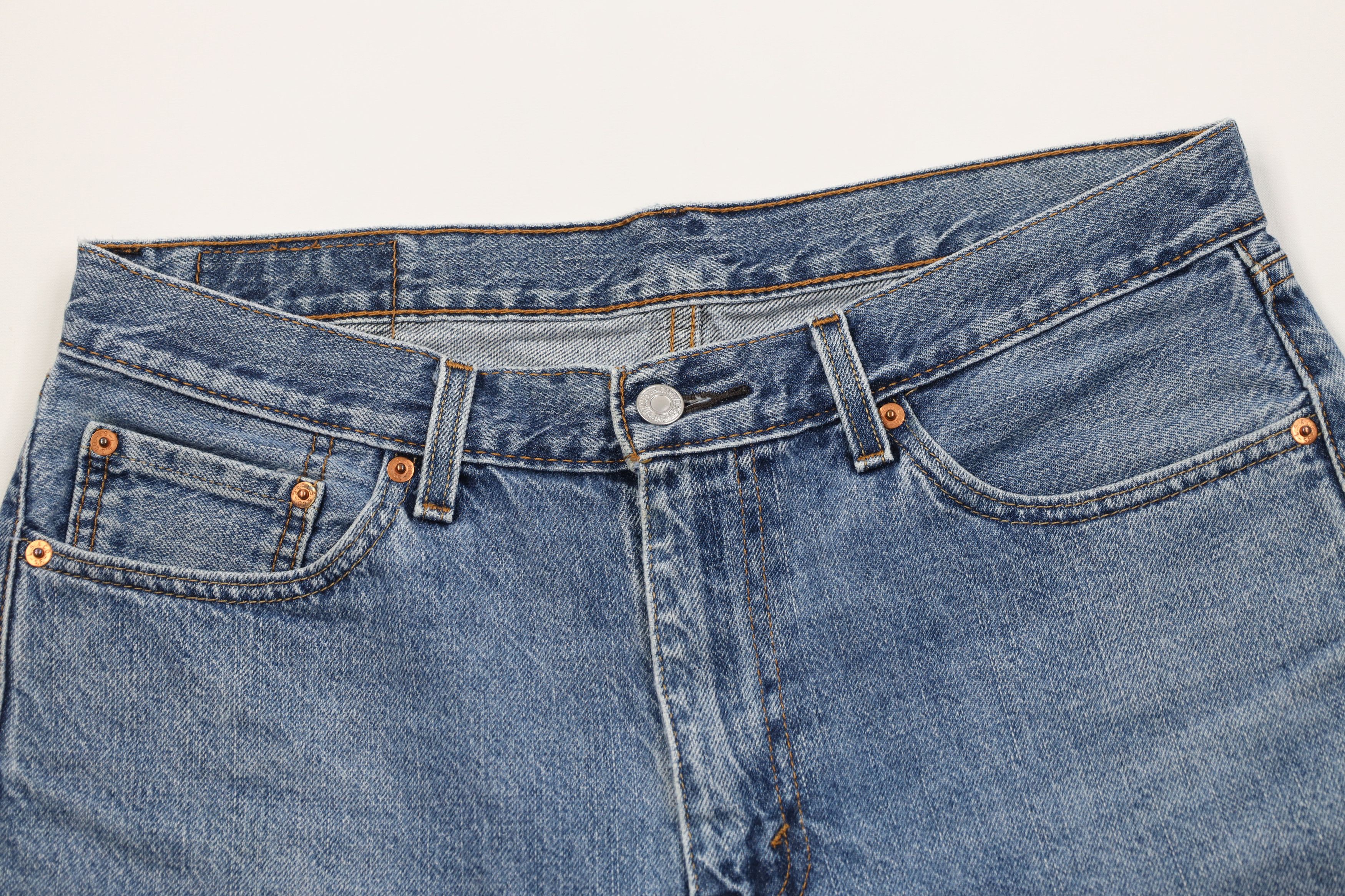 Levi's Vintage 90s Levis 505 Above Knee Regular Fit Denim Shorts Size US 33 - 2 Thumbnail