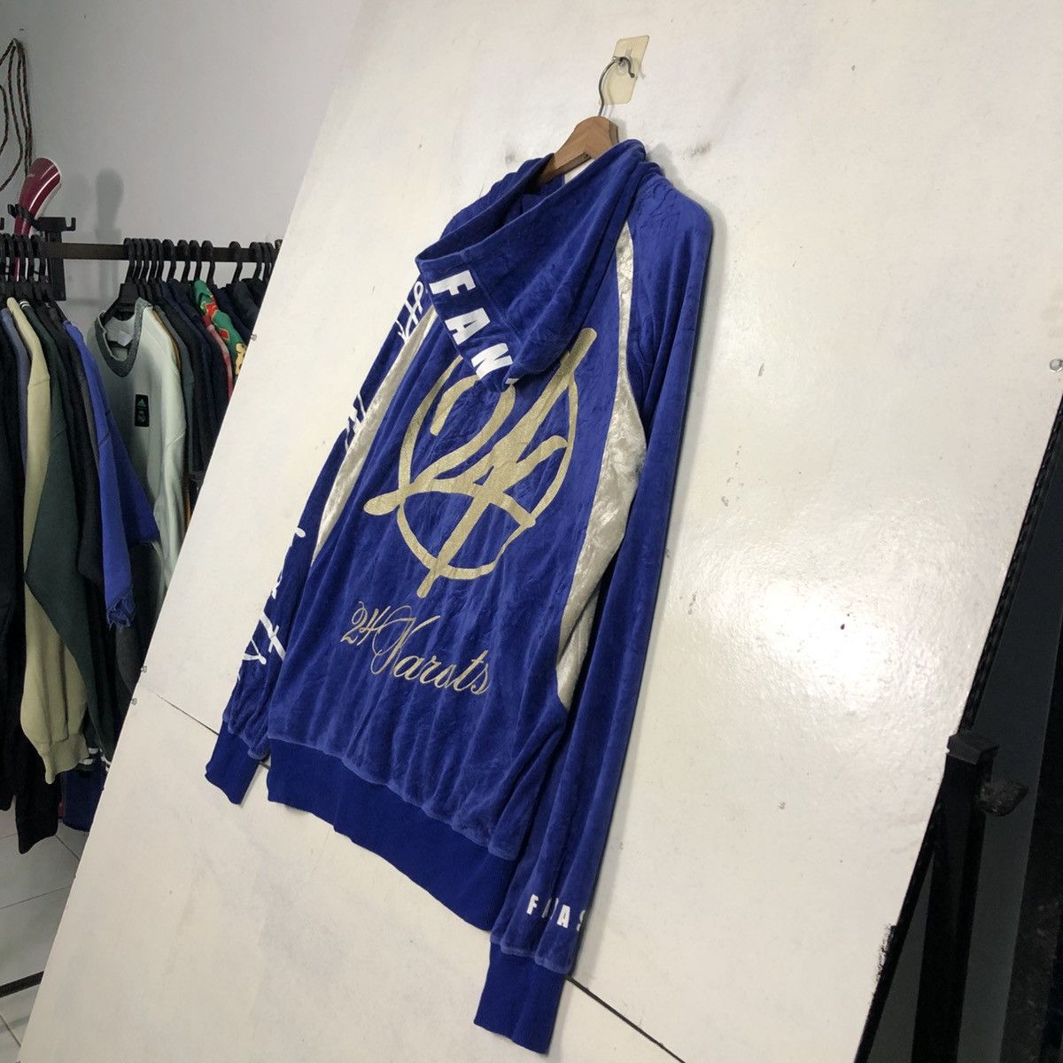 Japanese Brand 📌Zipper Hoodie Sweater 24 Karats Gold Over Print Size US XL / EU 56 / 4 - 13 Thumbnail