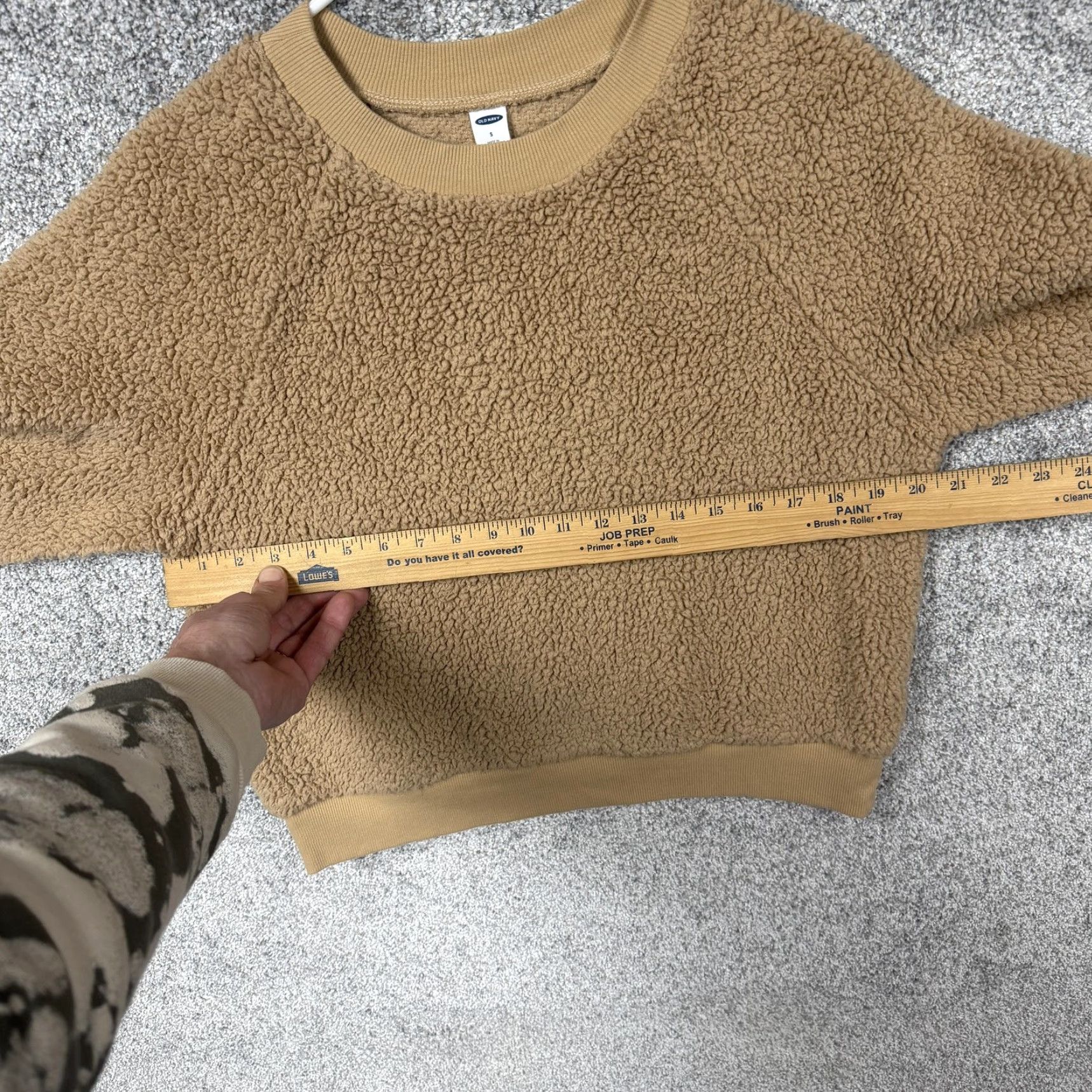Old Navy VINTAGE Old Navy Sweatshirt Womens S Tan Sherpa Teddy Fleece Crewneck Cabincore Hygge Size S / US 4 / IT 40 - 4 Thumbnail