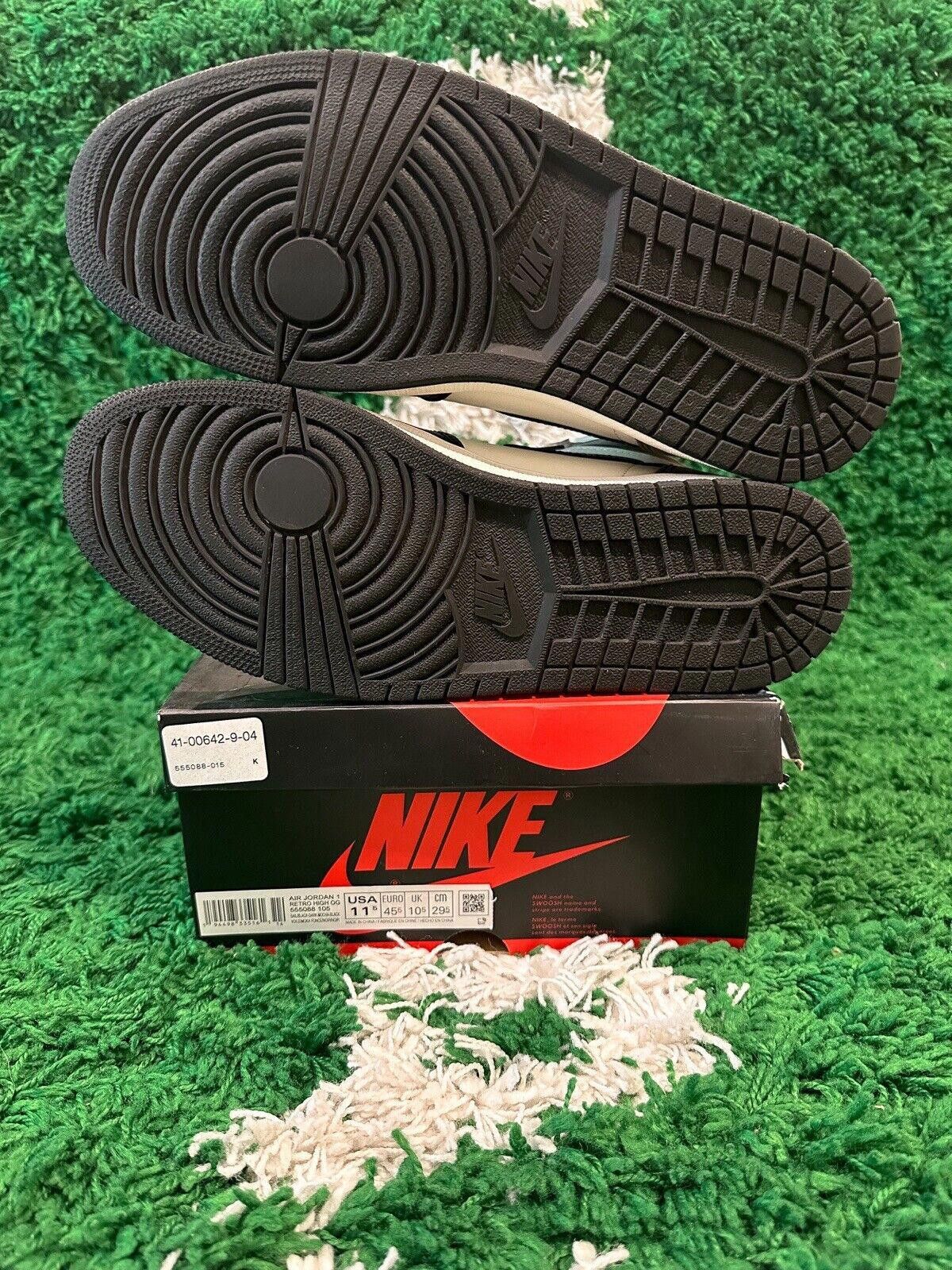 Jordan Brand Jordan 1 Retro OG High Dark Mocha Size US 11.5 / EU 44-45 - 7 Thumbnail