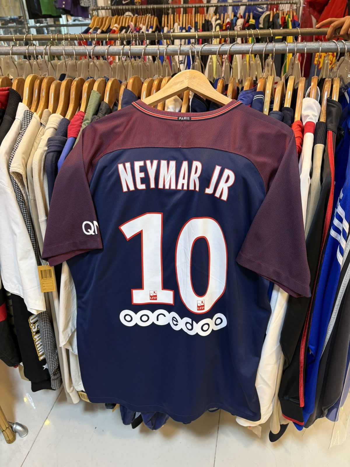 Nike 2017 PSG NEYMAR 10 Size US XL / EU 56 / 4 - 1 Thumbnail