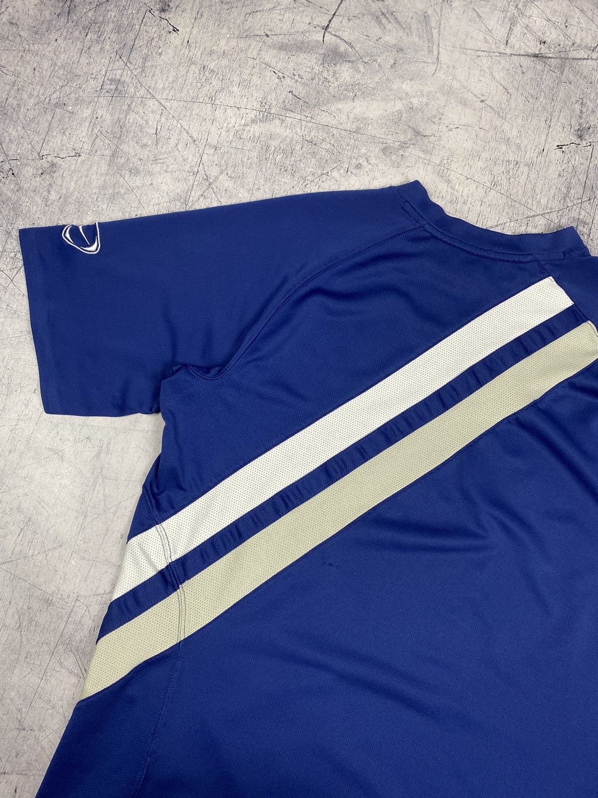 Nike × Vintage Vintage Nike Sphere Dry Drill Y2K Tee T Shirt Size US M / EU 48-50 / 2 - 12 Thumbnail