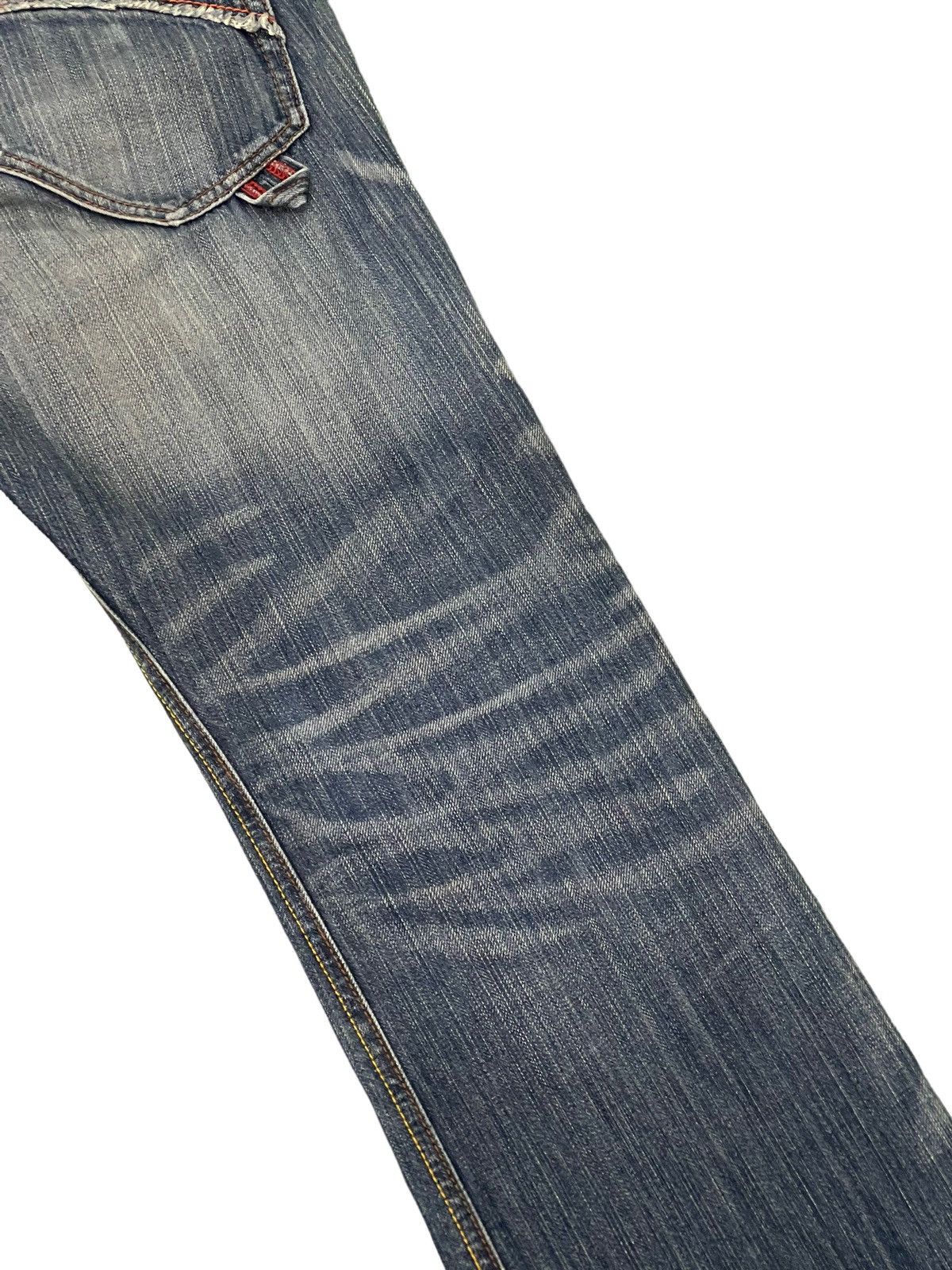 Japanese Brand Flare Jeans Rush Hour Faded Distress Boot Cut 8🟦4 Size US 33 - 17 Thumbnail