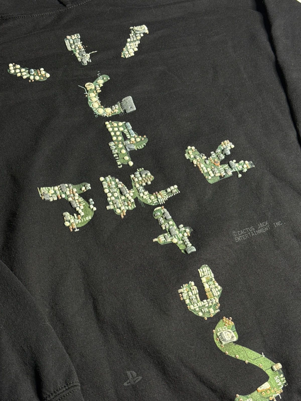 Playstation × Travis Scott Travis Scott x PlaySatation Hoodie “Black” [L] PREOWNED Size US L / EU 52-54 / 3 - 5 Thumbnail