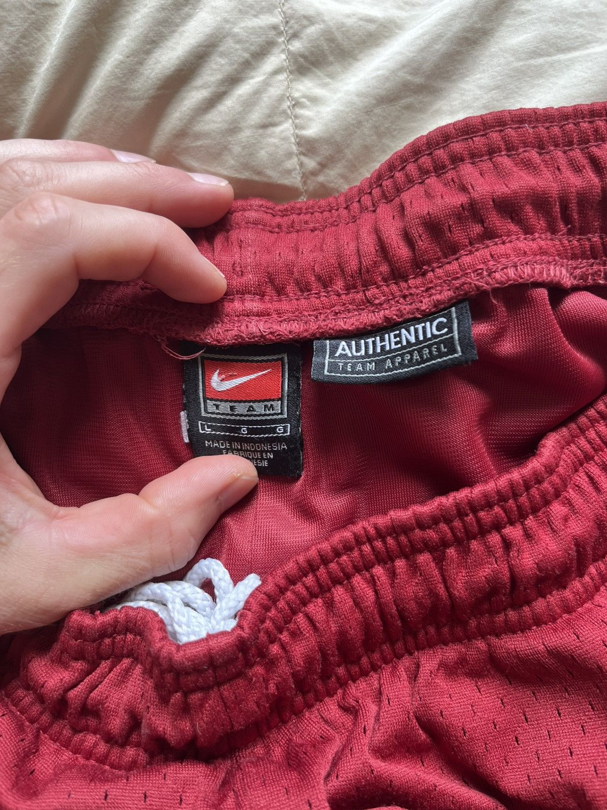 Nike 2000s Alabama Football official team shorts Size US 40 / EU 56 - 3 Thumbnail