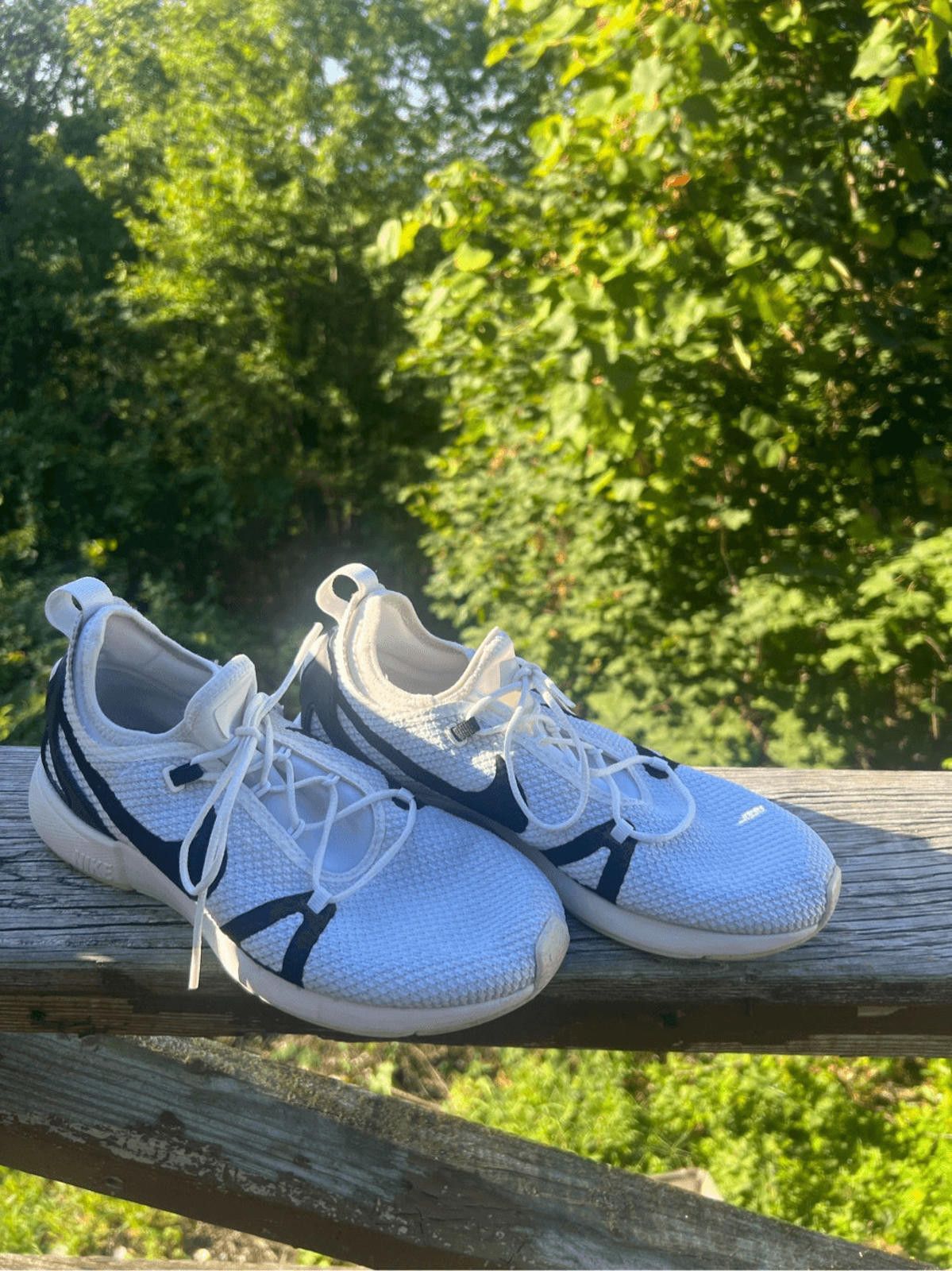 Nike Nike DUEL RACER GS 'WHITE BLACK' Sz 6 Youth 921479-101 Size US 6 / IT 36 - 1 Thumbnail