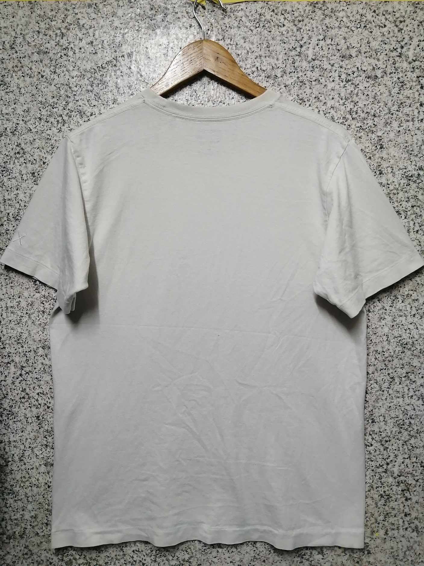 Japanese Brand × Kaws × Vintage KAWS TEE VERY RARE Size US M / EU 48-50 / 2 - 2 Thumbnail