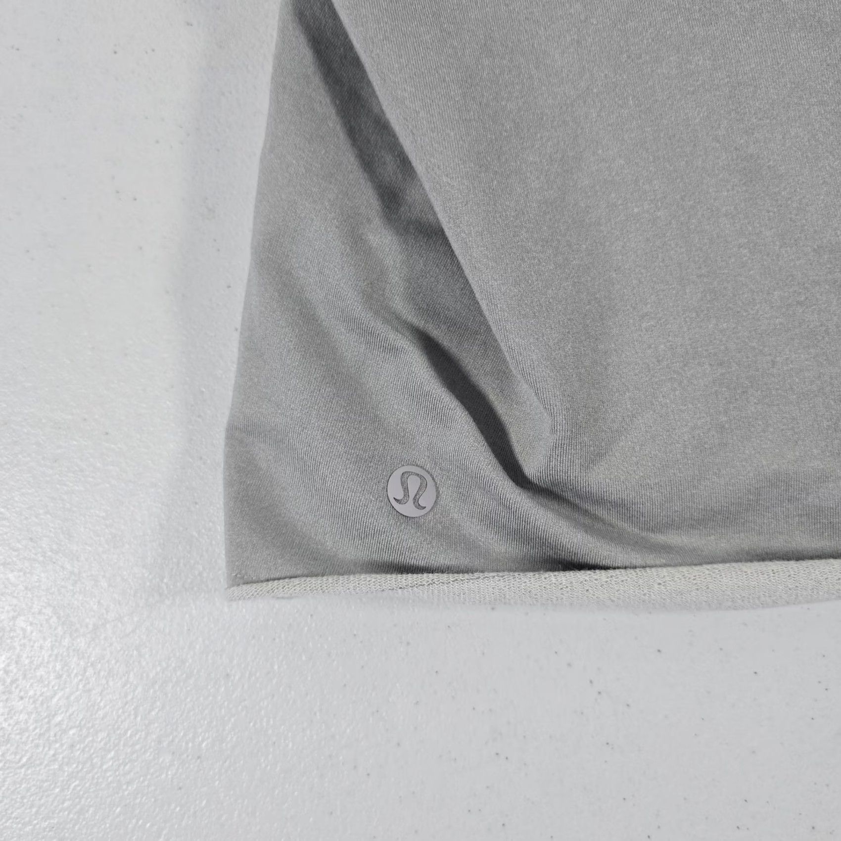 Lululemon Lululemon Softstreme Pullover Grey Size 10 Crew Neck Long Sleeve Sweatshirt Size L / US 10 / IT 46 - 4 Thumbnail