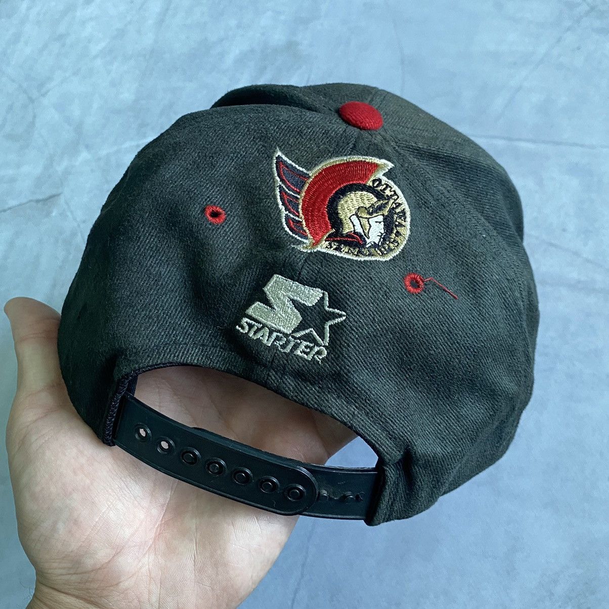 NHL × Vintage Vintage 90s Ottawa Senators Starter Made In Korea NHL Cap Size ONE SIZE - 4 Thumbnail