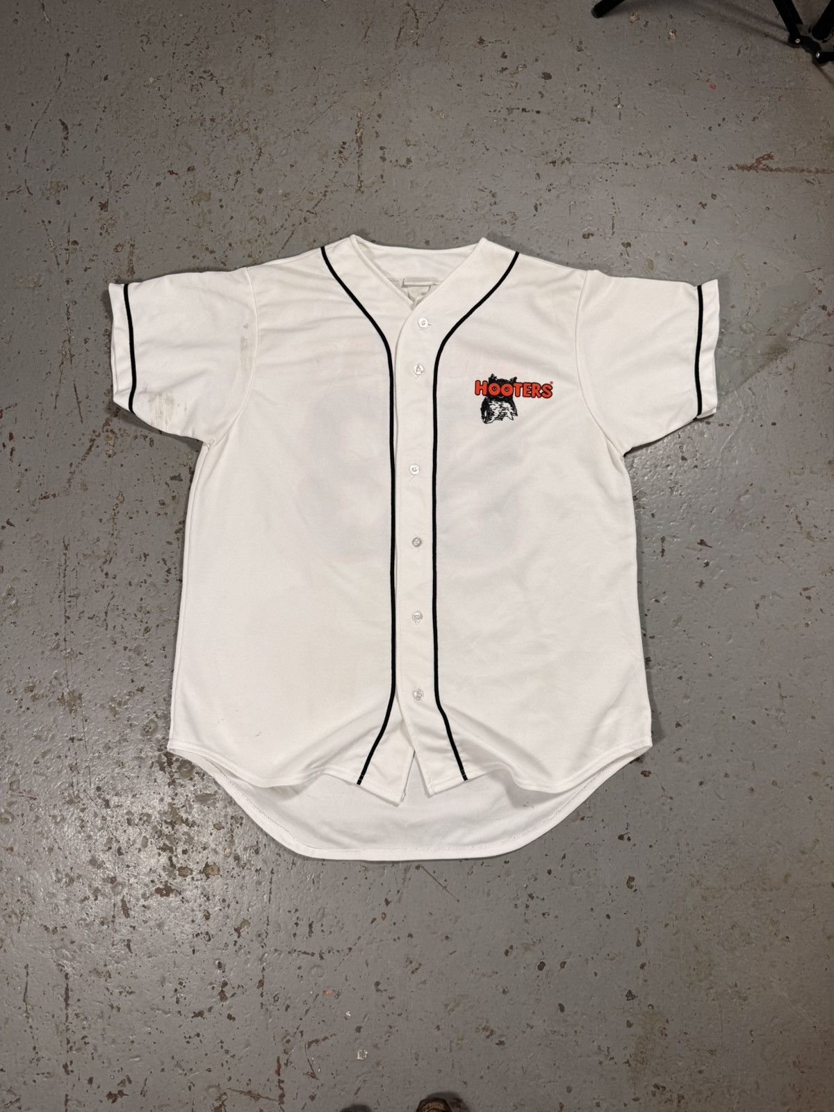 Crazy Rare Vintage Hooters Baseball Jersey