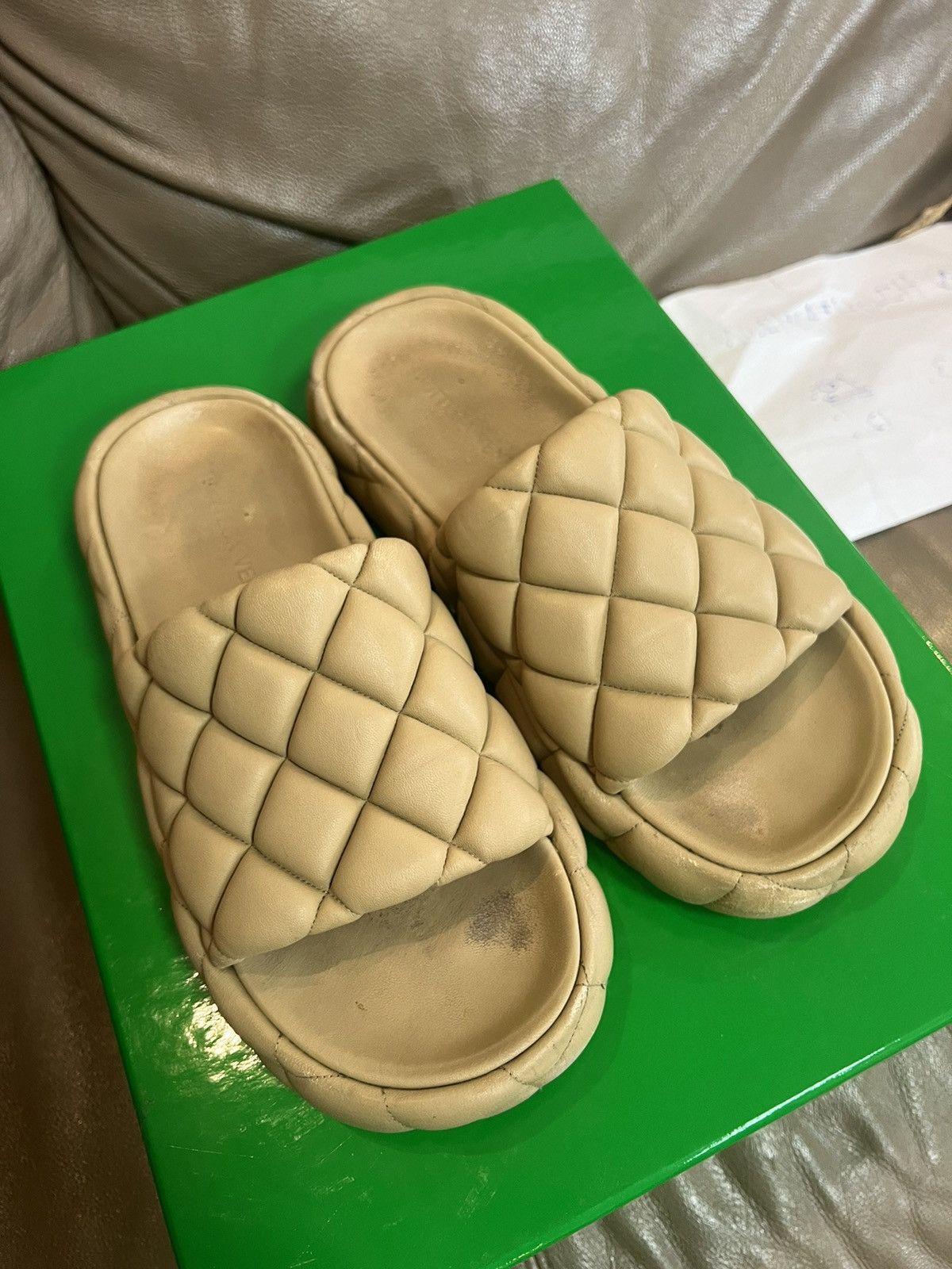 Bottega Veneta [40IT] Bottega Veneta padded leather slippers Size US 7 / EU 40 - 1 Thumbnail