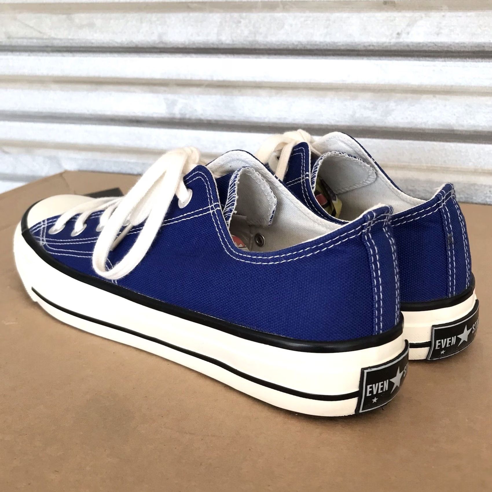 Vintage Evenstar Navy Blue Canvas Lace-Up Comfort Retro Casual Fashion Sneakers Men Women 10/11 Shoes Size US 10 / IT 40 - 2 Thumbnail