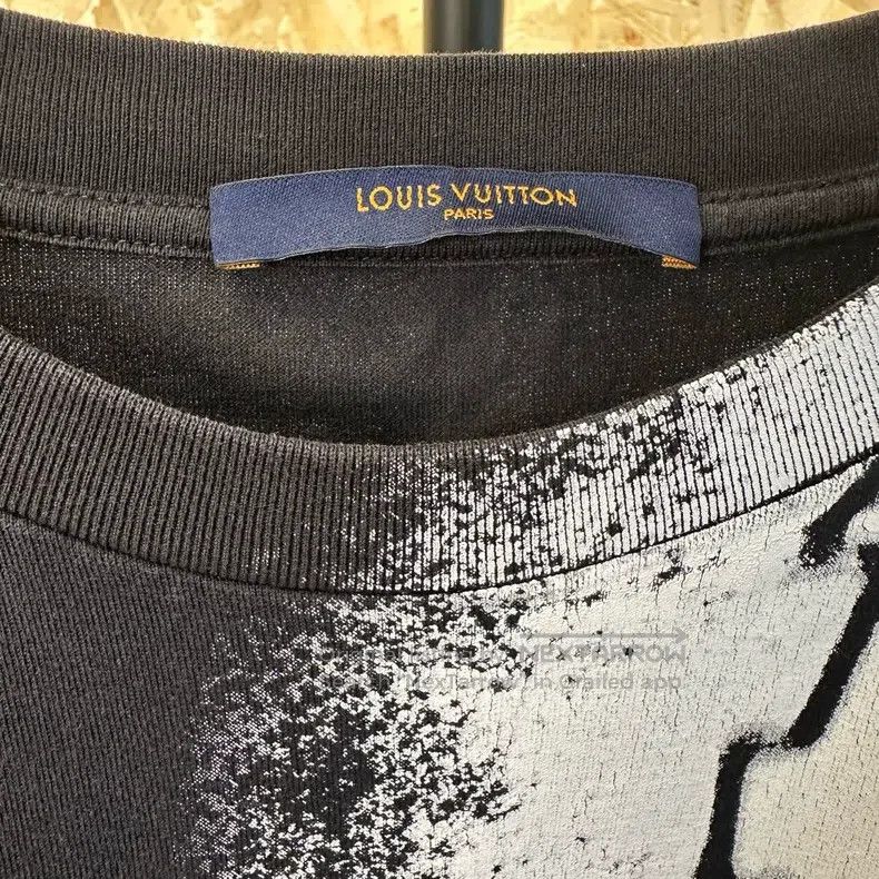 Louis Vuitton Louis Vuitton Chain black short sleeve Size US S / EU 44-46 / 1 - 4 Thumbnail