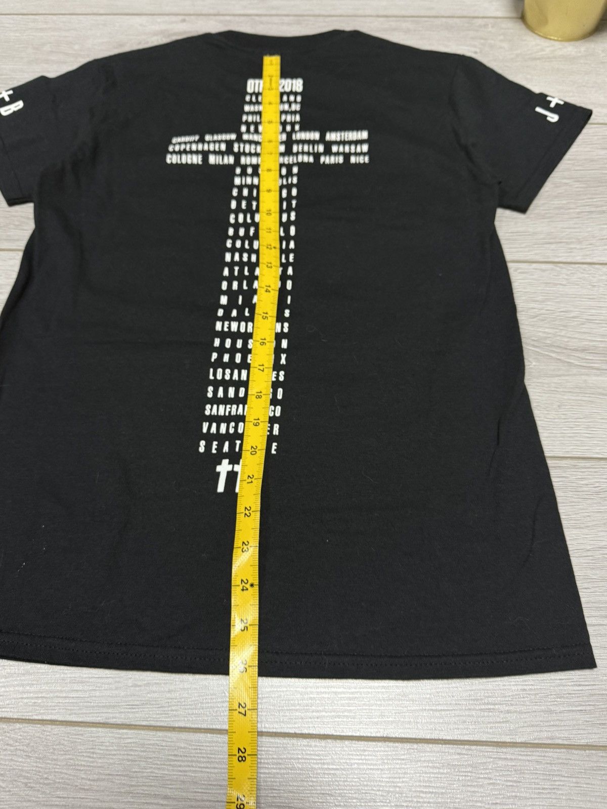 Beyonce Jay-Z x Beyonce OTR 2 Tour T-Shirt tee Size s Size US S / EU 44-46 / 1 - 8 Thumbnail
