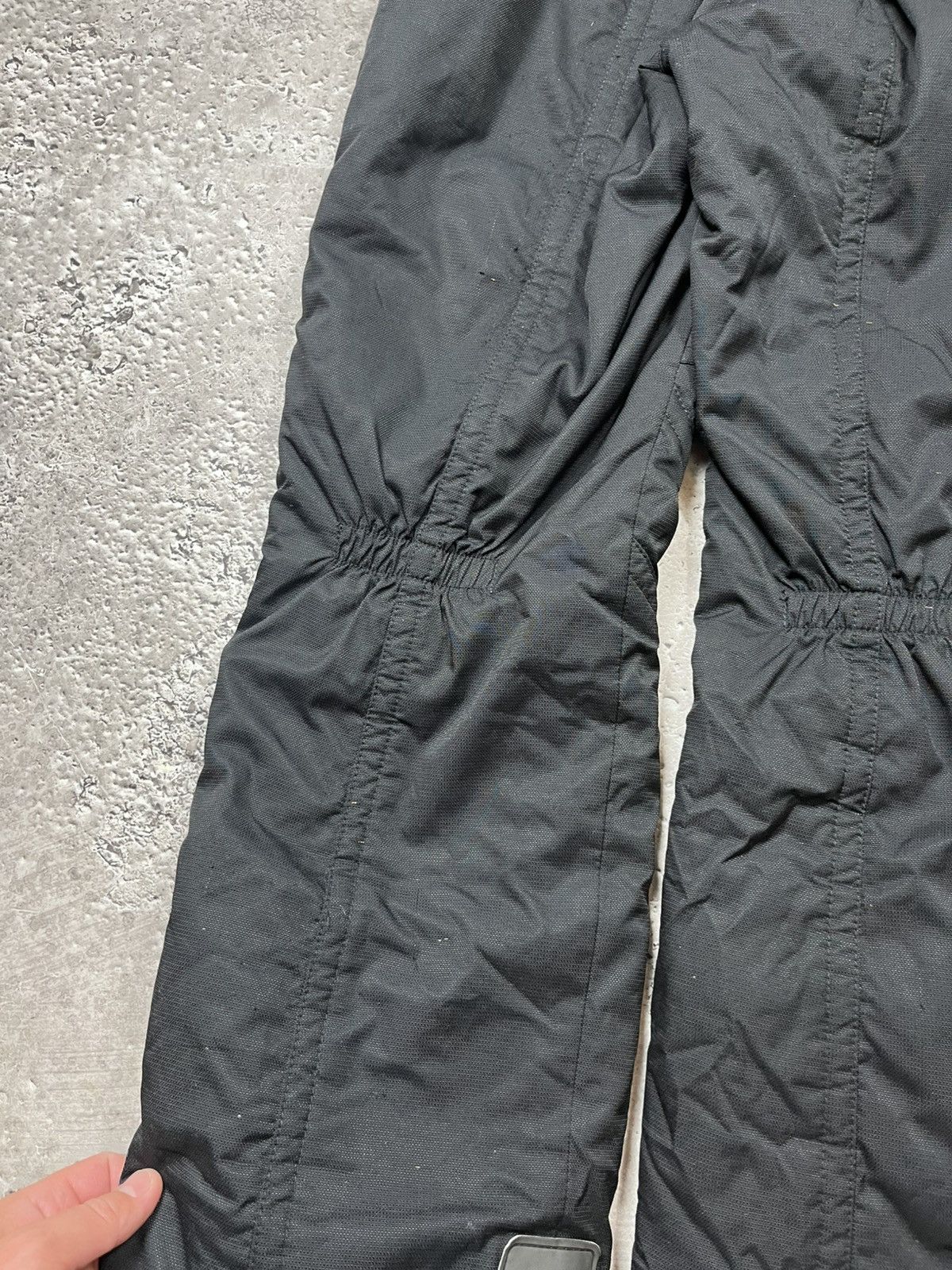 Descente × Vintage Vintage Descente Ski Pants Men’s L Black Technical Trousers Size US 28 / EU 44 - 15 Thumbnail