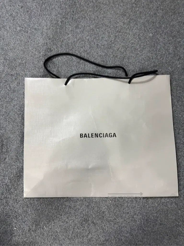 Balenciaga Balenciaga Padded coat jacket Size US XS / EU 42 / 0 - 8 Thumbnail