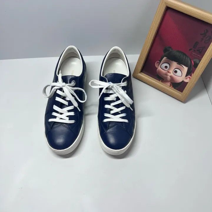 Louis Vuitton Louis Vuitton Blue Leather Casual Sneakers for Women -2508 Size US 5 / IT 35 - 2 Thumbnail