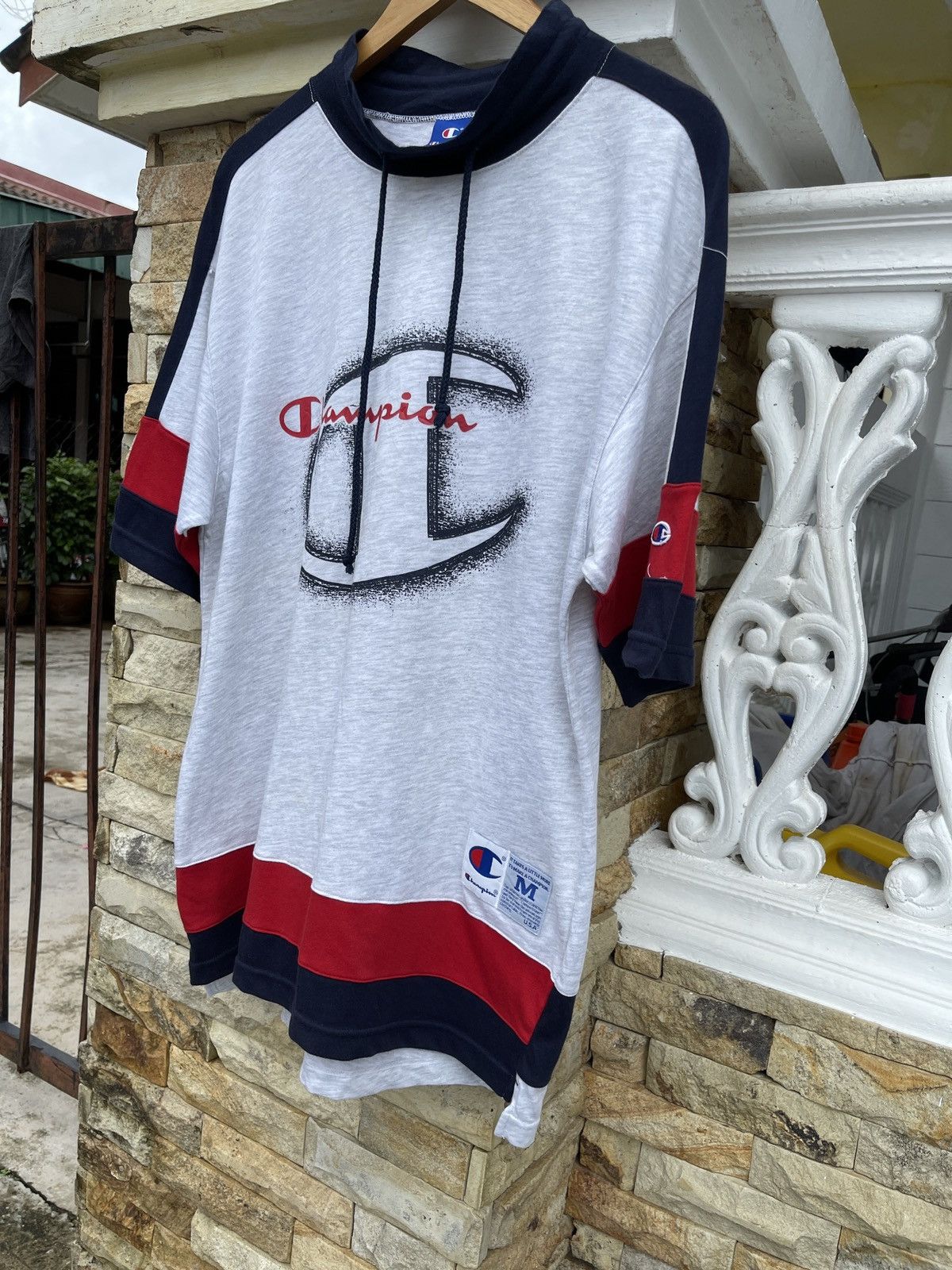 Champion Last Drop🔥Rare🔥Vintage CHAMPIONS BIG LOGO T Shirt Size US M / EU 48-50 / 2 - 4 Thumbnail