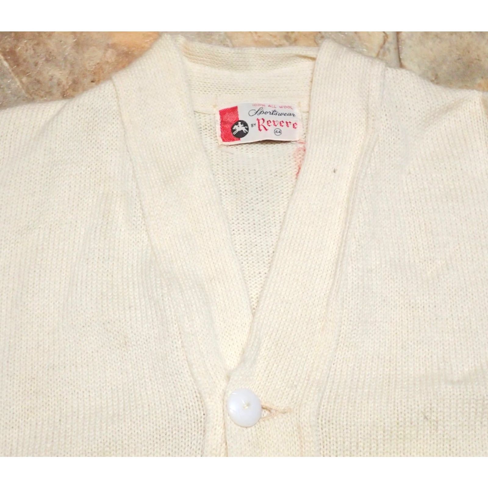Vintage VINTAGE Revere Wool Cardigan Sweater Mens L White 60s 70s Rockabilly Casual Wool Knit Button Knitwear 60s70s Cobain Grandpa Preppy Academic Retro Size US L / EU 52-54 / 3 - 5 Thumbnail
