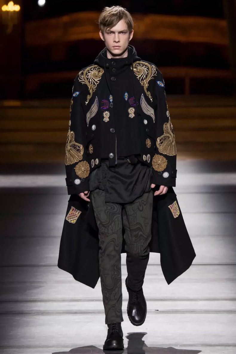 Dries Van Noten Dries Van Noten size:44 Black badge season double-breasted Size US S / EU 44-46 / 1 - 8 Thumbnail