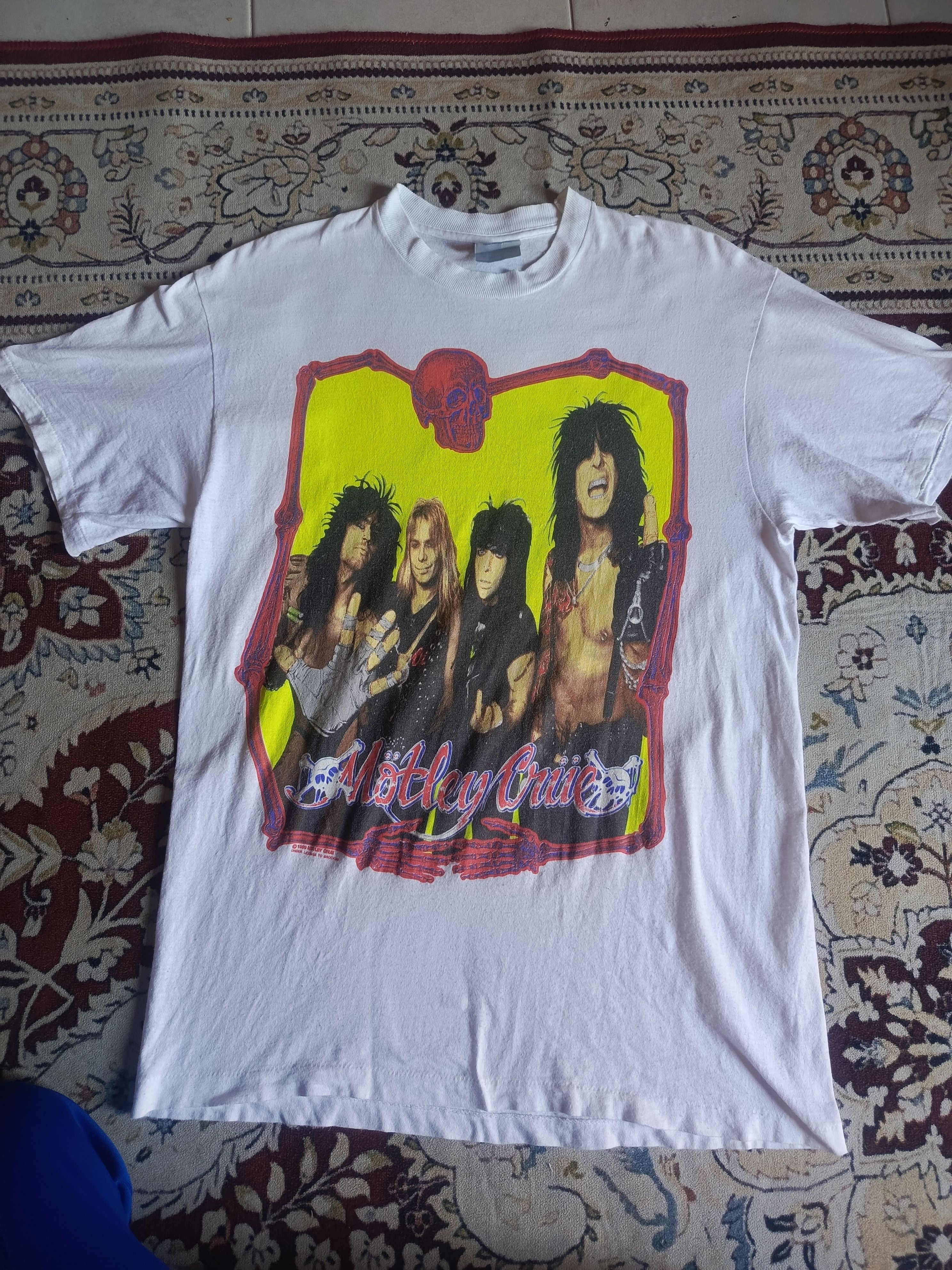 Vintage Vintage 80's Motley Crue Size US L / EU 52-54 / 3 - 1 Thumbnail
