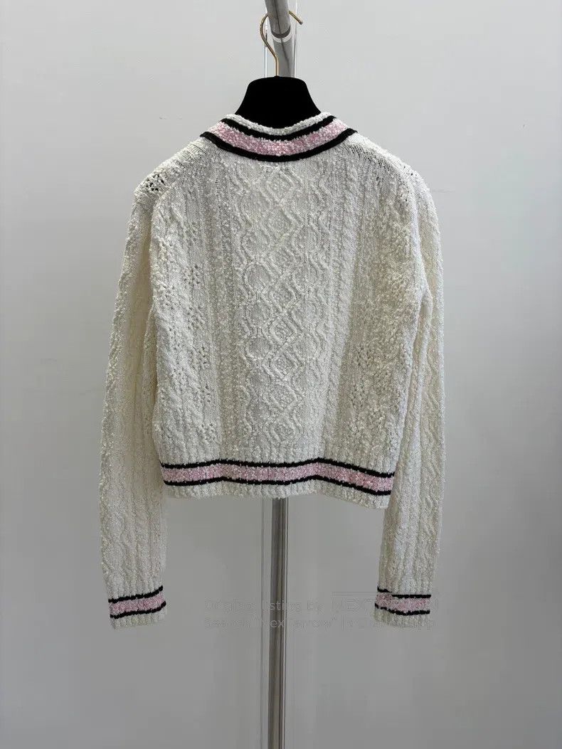 Chanel Chanel White badge knitted cardigan coat Size XXS / US 00 / IT 34 - 2 Thumbnail