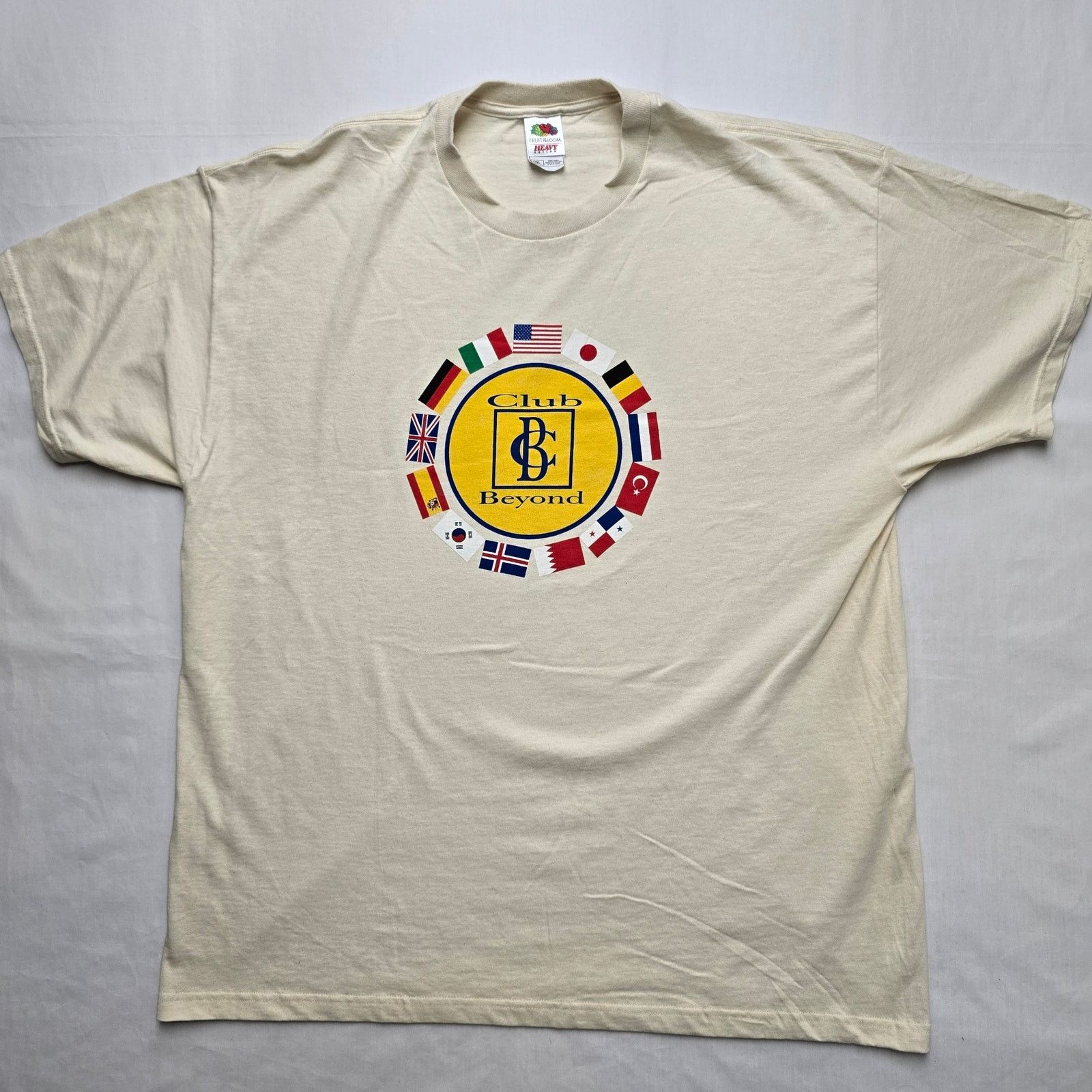 Fruit Of The Loom × Vintage Vintage Club Beyond Shirt Cream 2XL Military Progam Tee Size US XXL / EU 58 / 5 - 1 Thumbnail