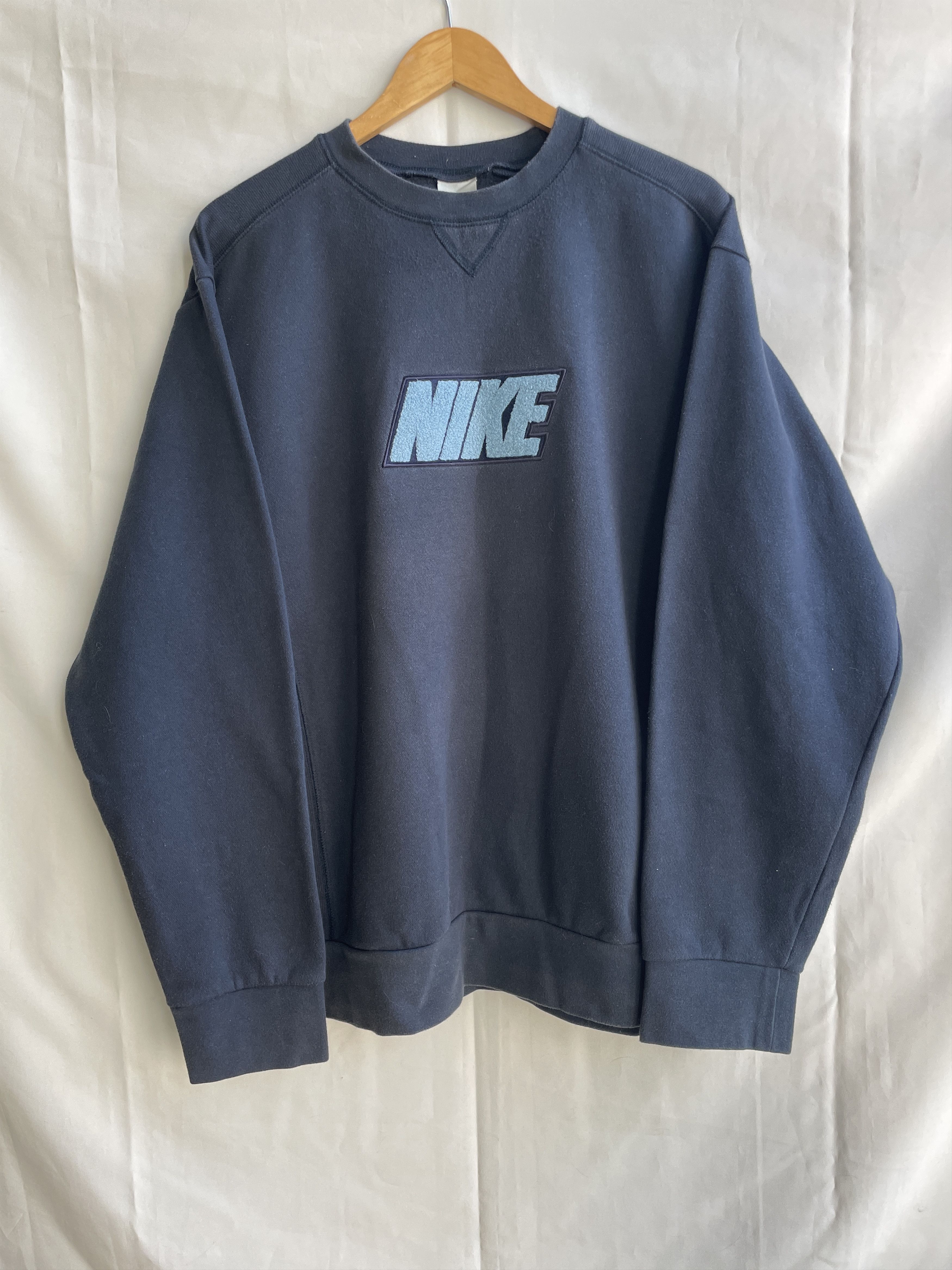 Nike Nike Vintage 00's Y2K Logo Spell Out Navy Sweatshirt Size L Size US L / EU 52-54 / 3 - 1 Thumbnail