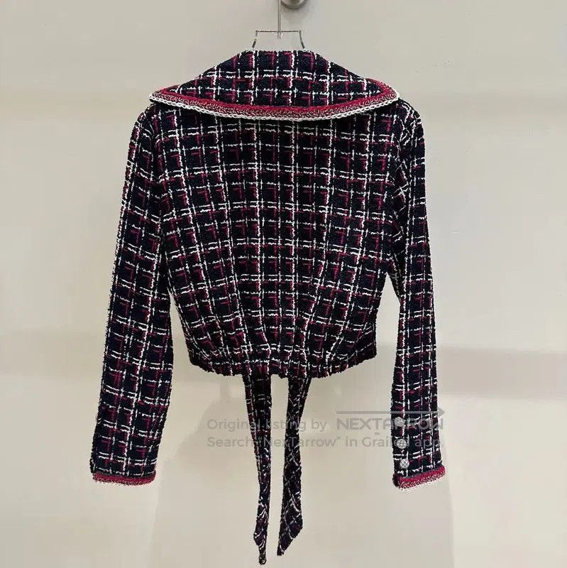 Chanel Chanel Black Tweed Cropped Cardigan for Women . Size XS / US 0-2 / IT 36-38 - 4 Thumbnail