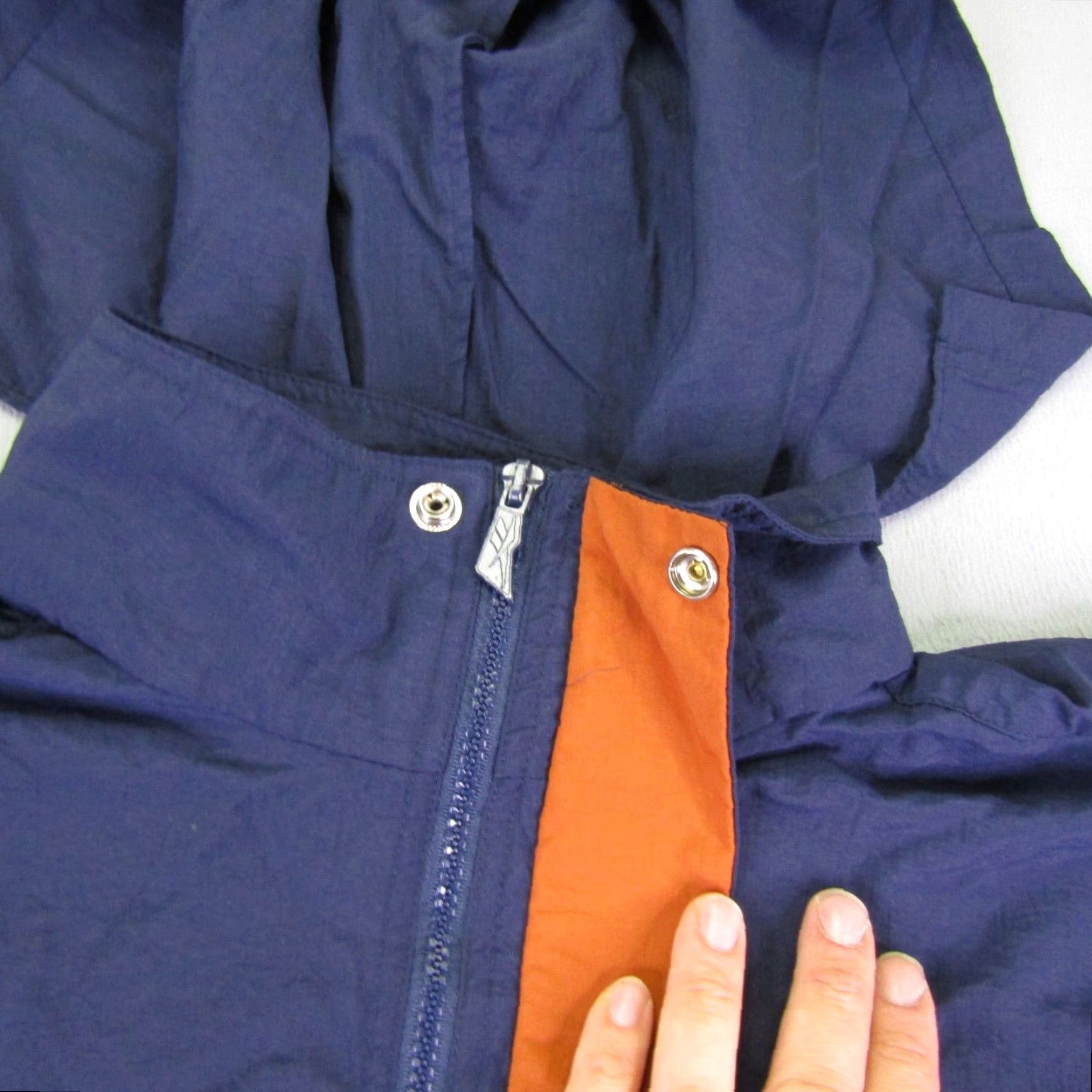 Reebok VINTAGE Reebok Jacket Men L Blue Windbreaker 90s Hooded Zip Full Zip Pockets Logo Regular Size US L / EU 52-54 / 3 - 4 Thumbnail
