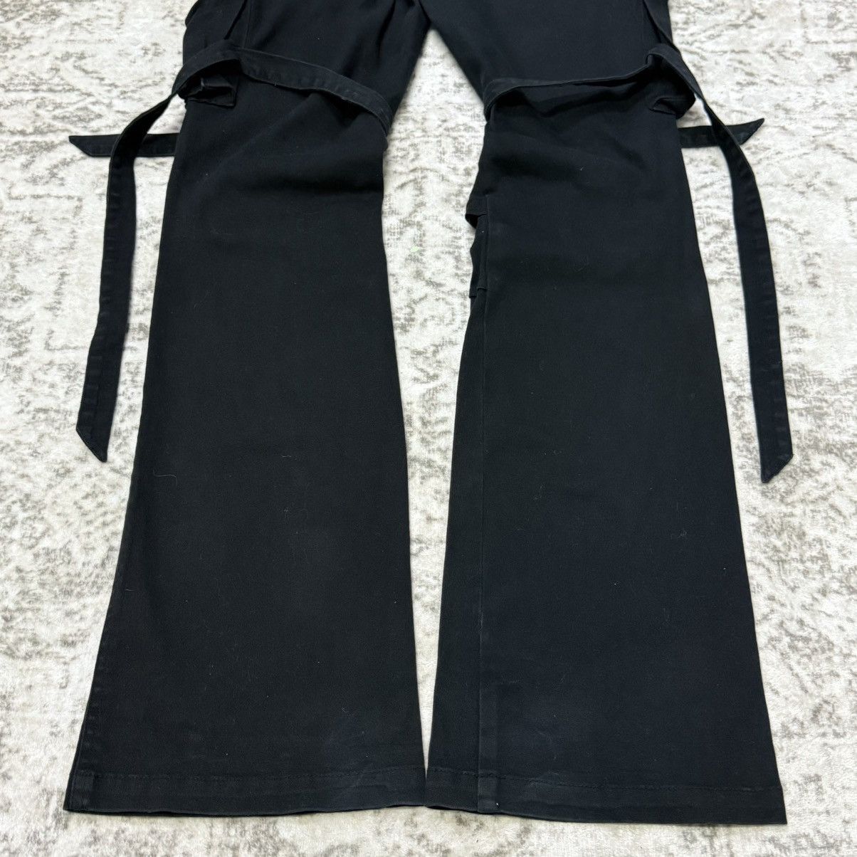 Le Grande Bleu (L.G.B.) Japanese Brand Saucy Cool Bondage Cargo Pants Size US 30 / EU 46 - 11 Thumbnail