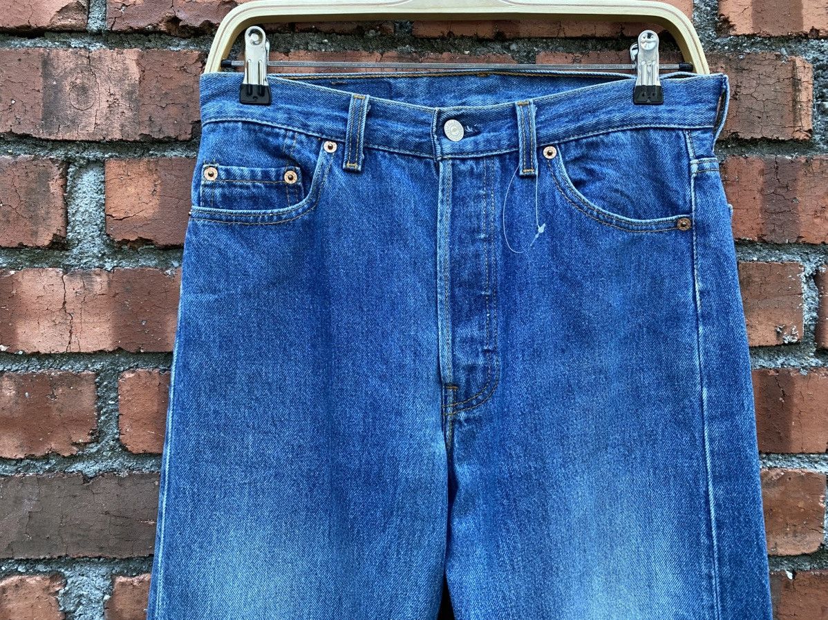 Levi's Vintage Clothing W30x31 Vintage levi's 501 made in USA 90s Size US 30 / EU 46 - 4 Thumbnail