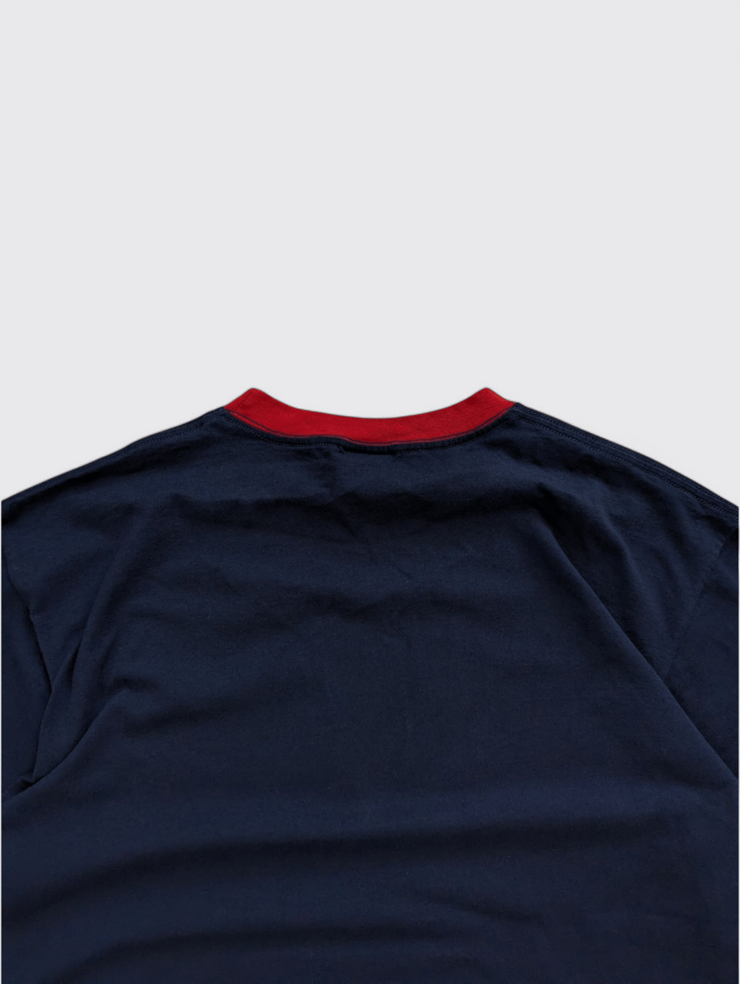 Nike Nike Vintage 90s Big Logo TShirt Size US L / EU 52-54 / 3 - 8 Thumbnail