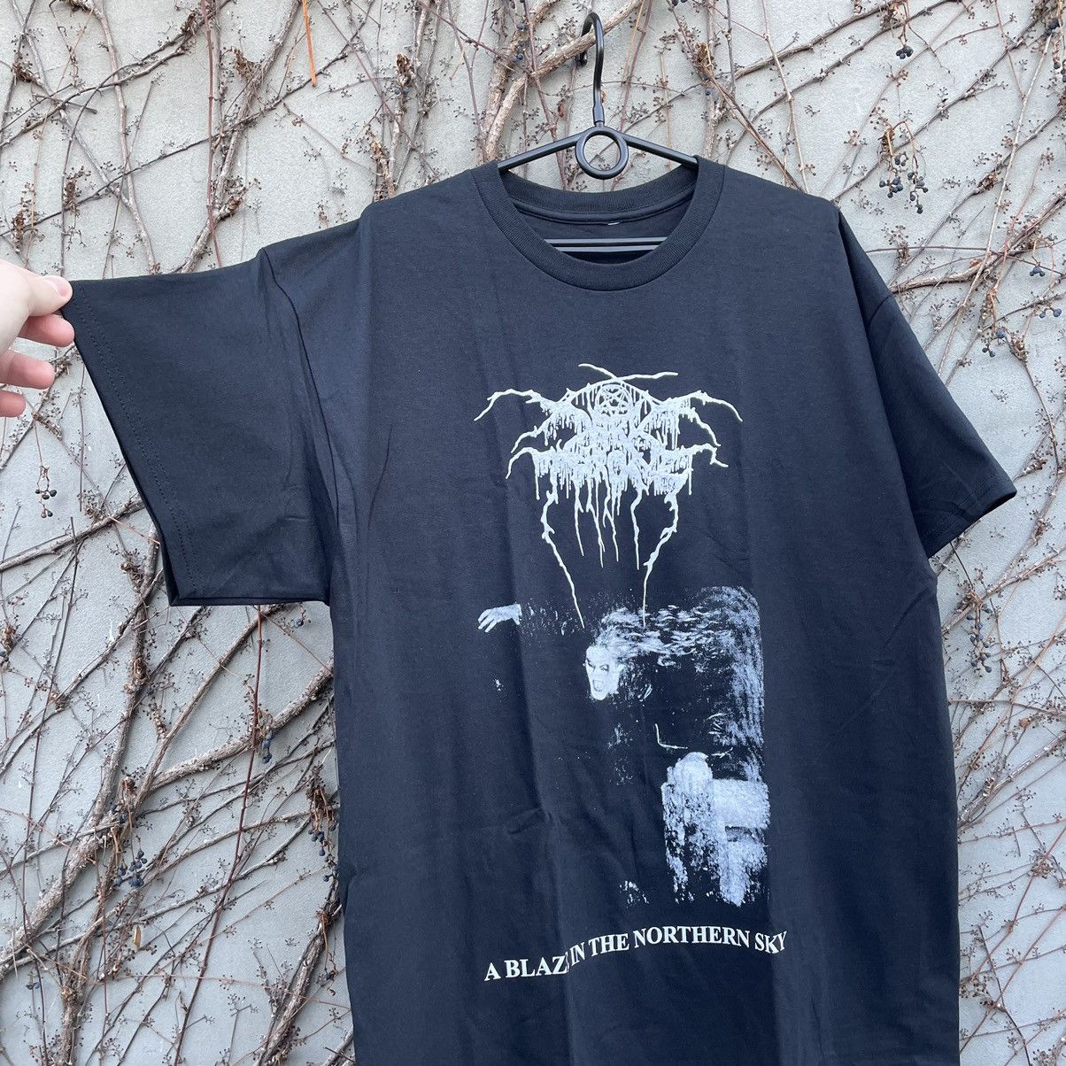 Band Tees Vintage Darkthrone Blaze In The Northern Sky T-Shirt Size US XL / EU 56 / 4 - 8 Thumbnail