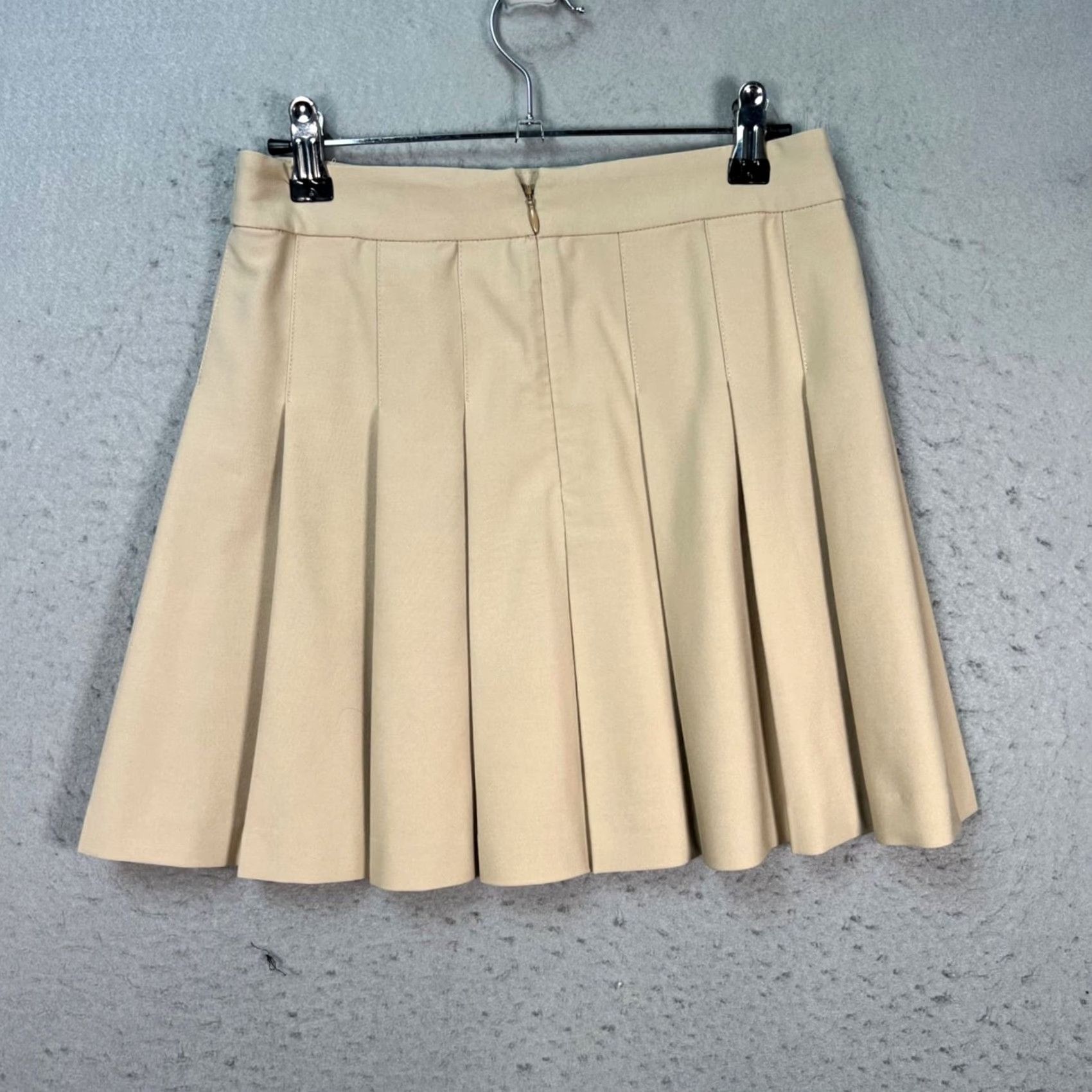 Vintage Sunday Best Beige Pleated Mini Skirt Womens 4 Recycled Polyester Blend Wool? No—Polyester Blend Skirt Casual Summer Spring Short 4 Womens Size 27" / US 4 / IT 40 - 2 Thumbnail