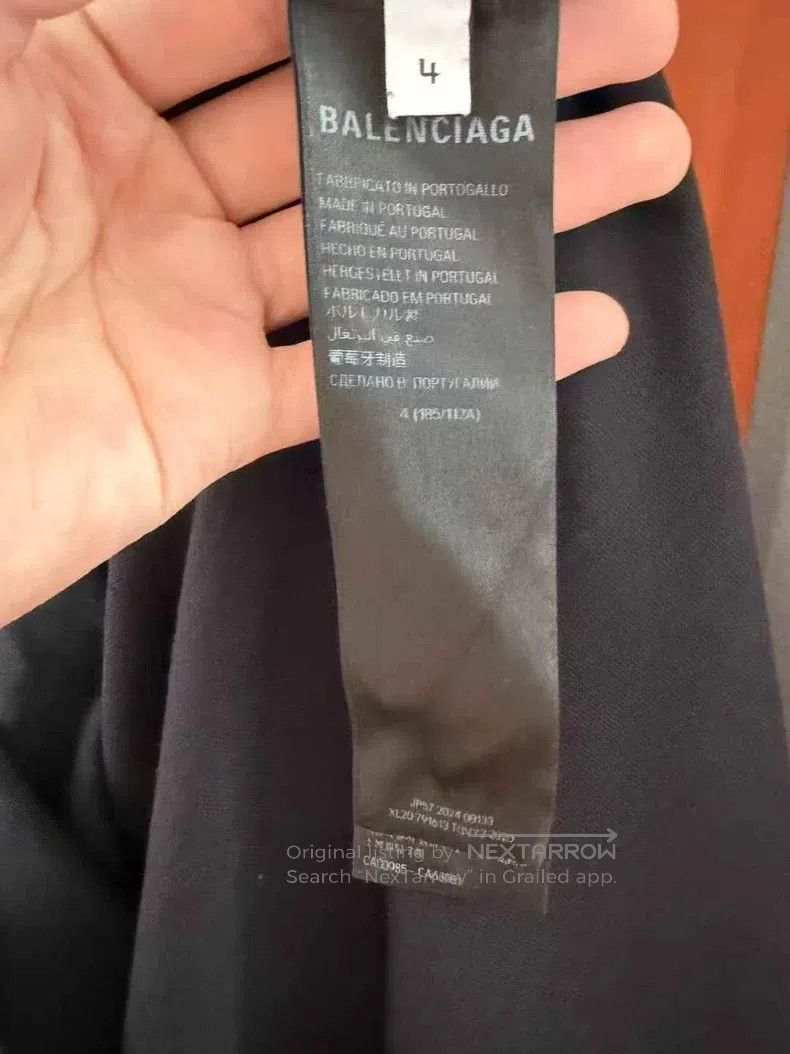 Balenciaga Balenciaga Bitcoin Tower Double-Sided Wear Long Sleeve Size US XL / EU 56 / 4 - 4 Thumbnail