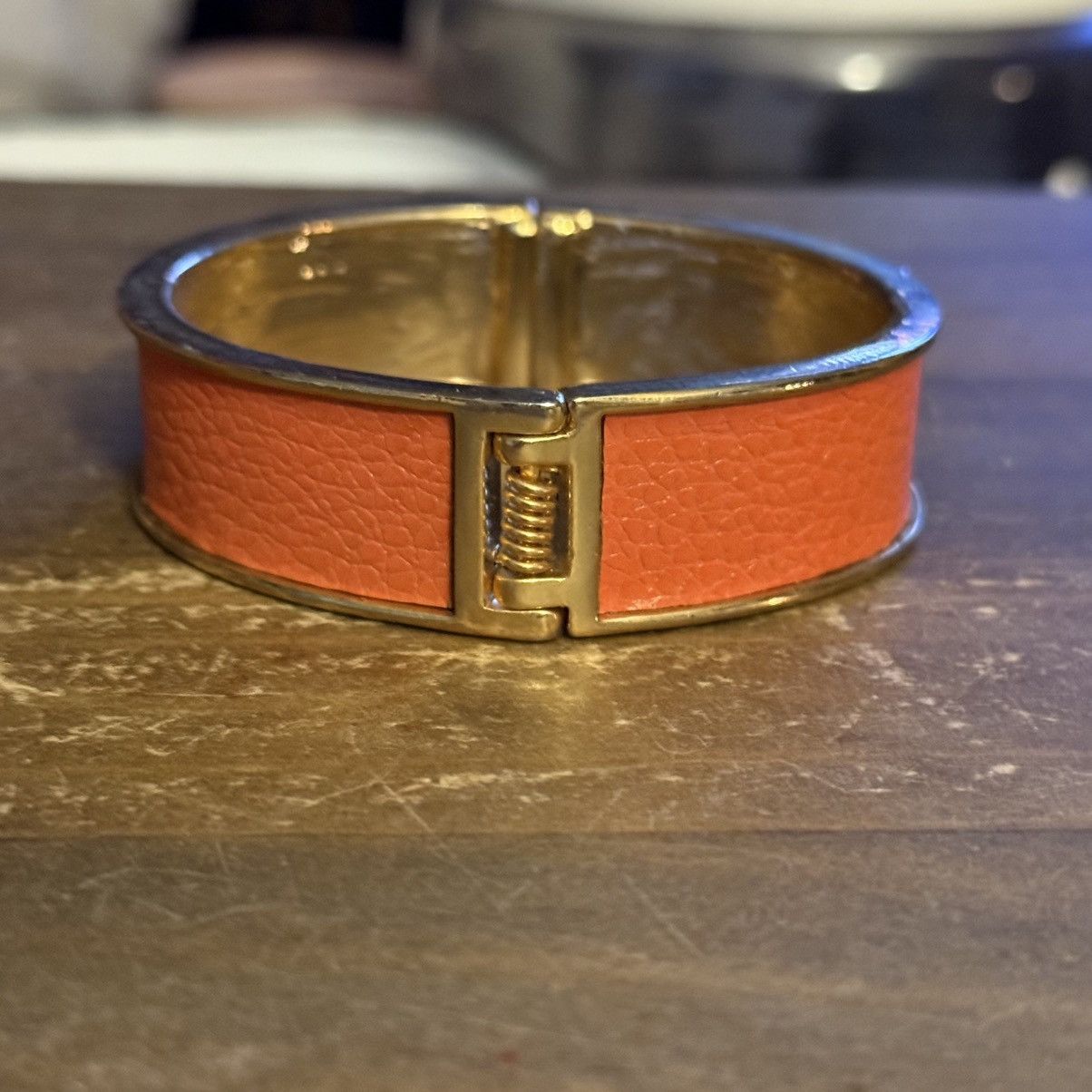 Other Orange and rhinestone bangle bracelet set Size ONE SIZE - 8 Thumbnail